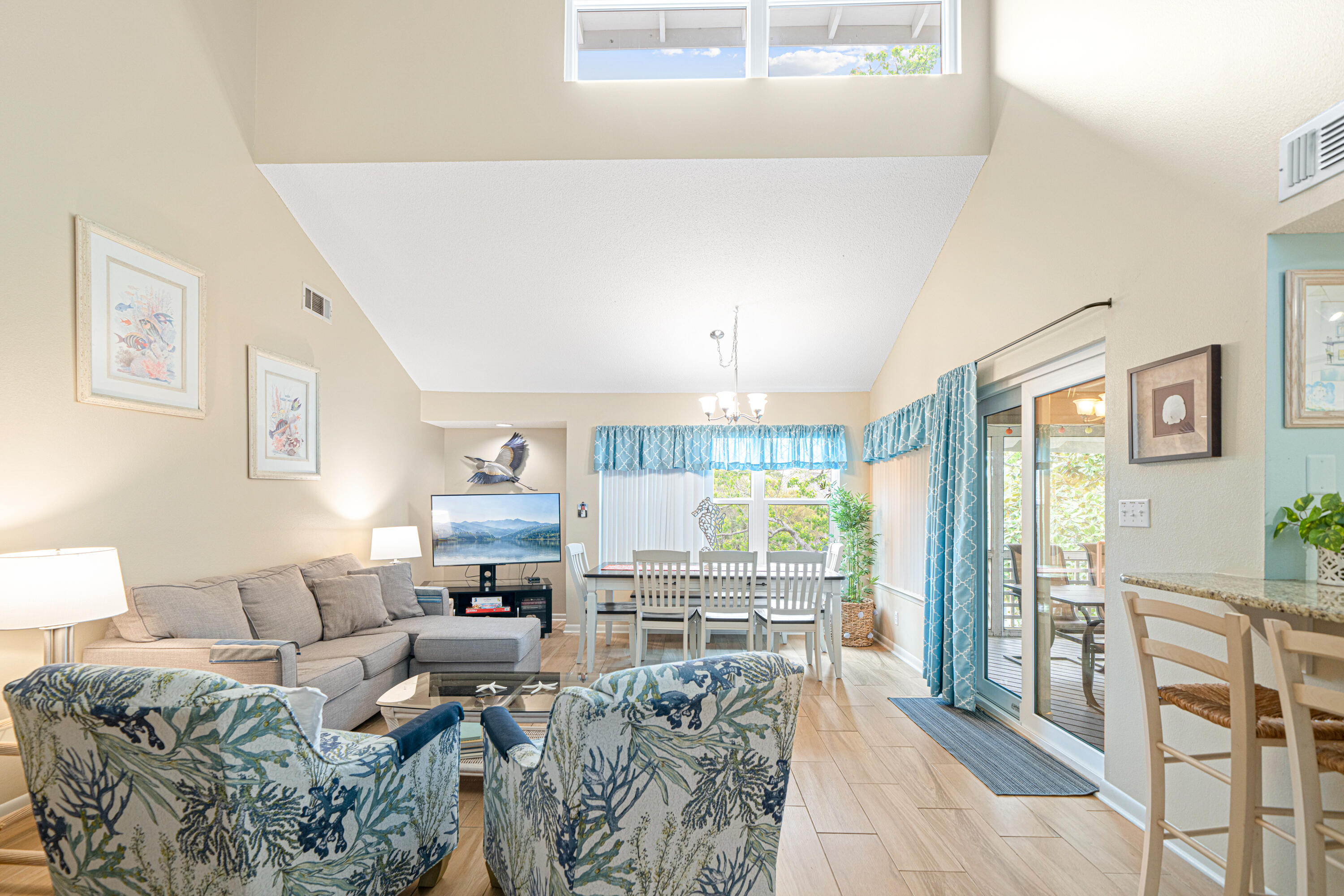 HIDDEN DUNES BEACH COTTAGES 2 - Residential