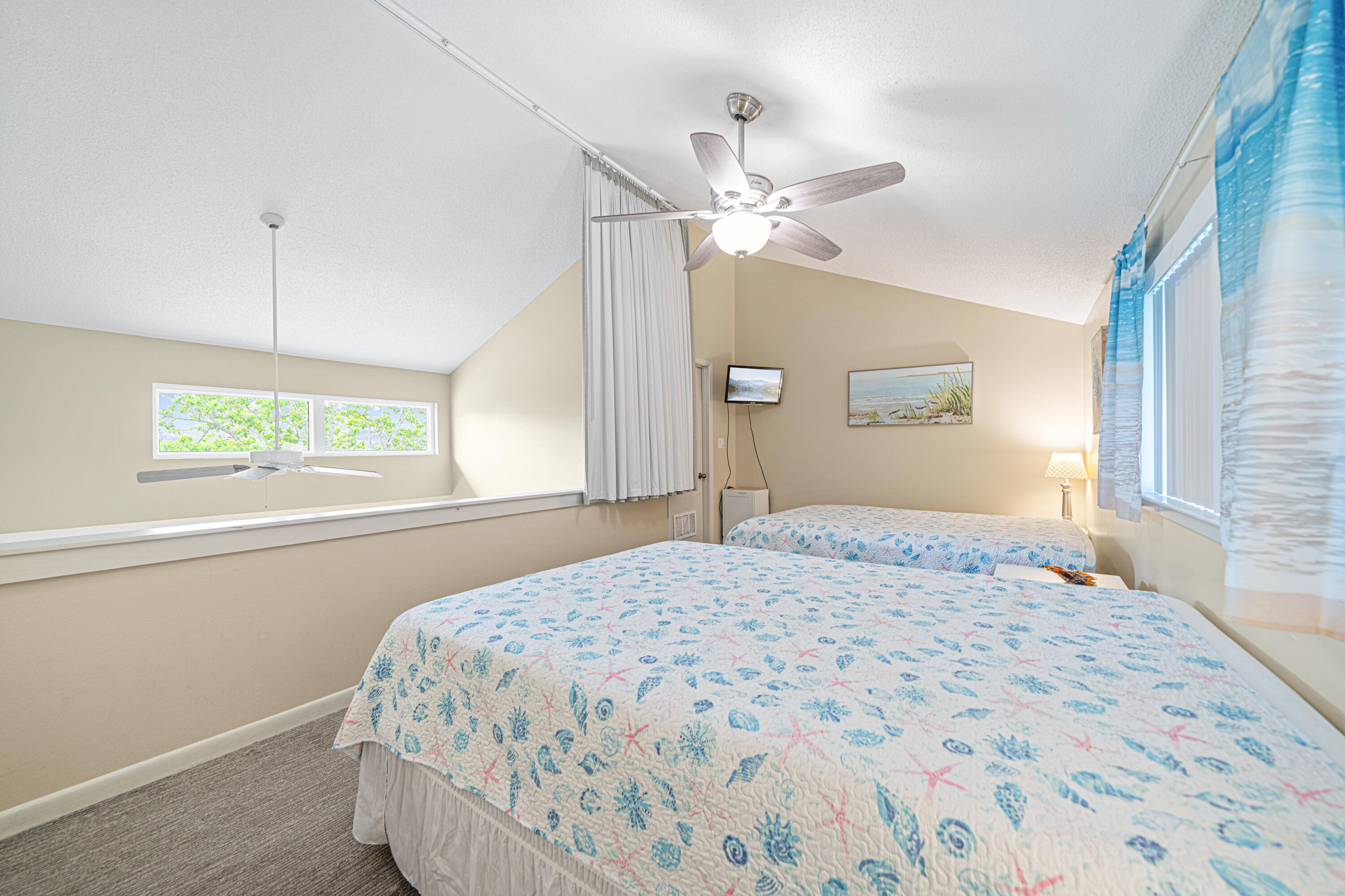 HIDDEN DUNES BEACH COTTAGES 2 - Residential