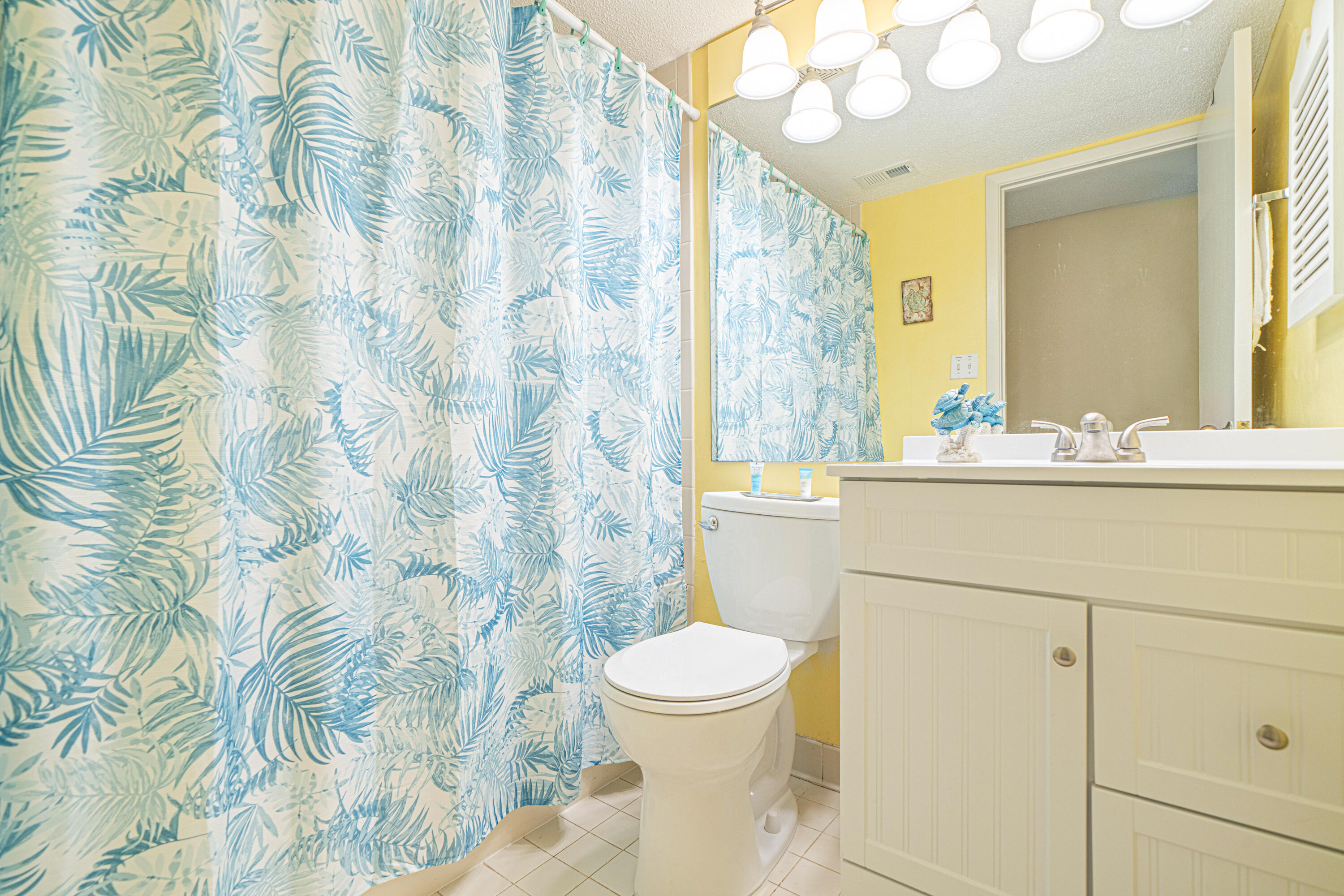 HIDDEN DUNES BEACH COTTAGES 2 - Residential