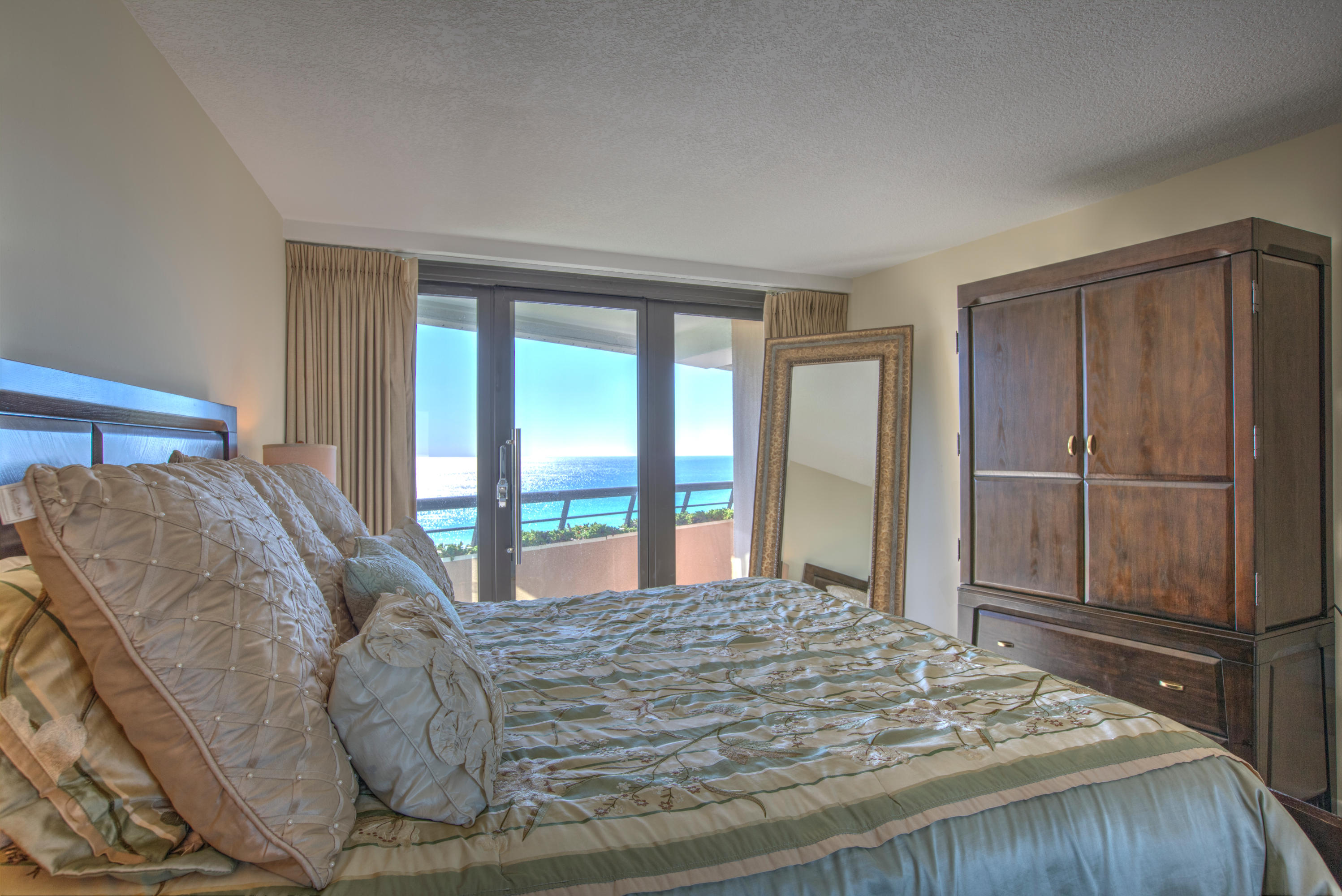 EDGEWATER BEACH CONDO PH 1 - Residential