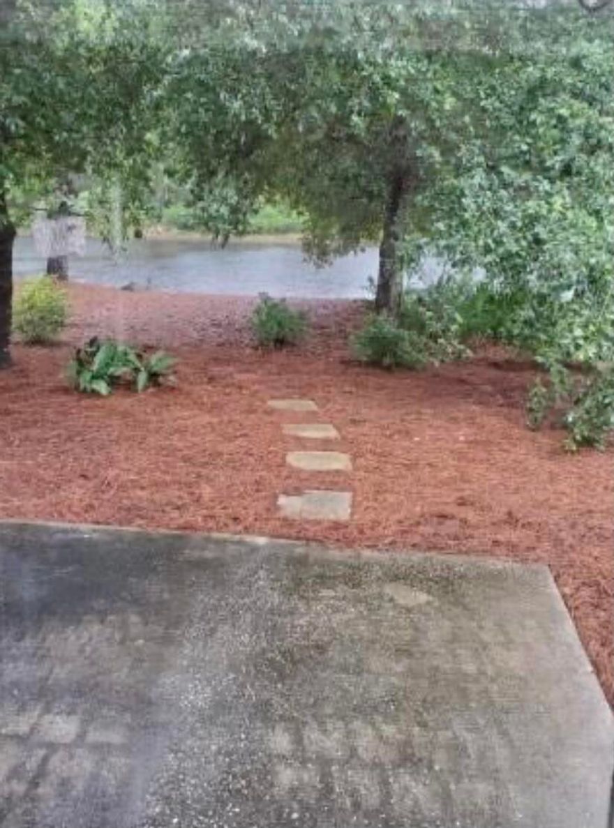 This 3BR/3BA home is located on the lake in Driftwood Estates. Spacious and bright. Master BR on first floor with two BR upstairs.