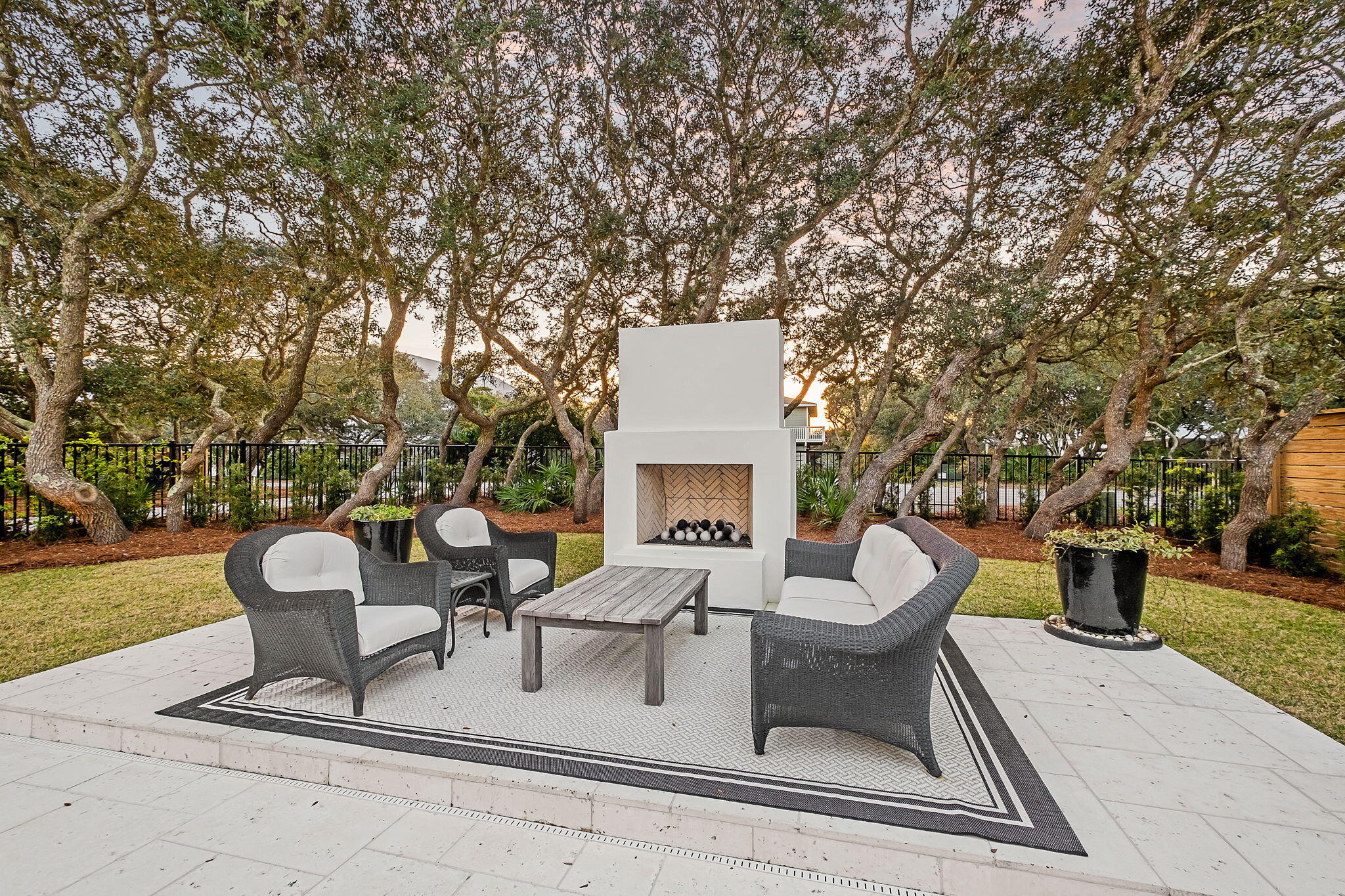 GULF TRACE - Residential