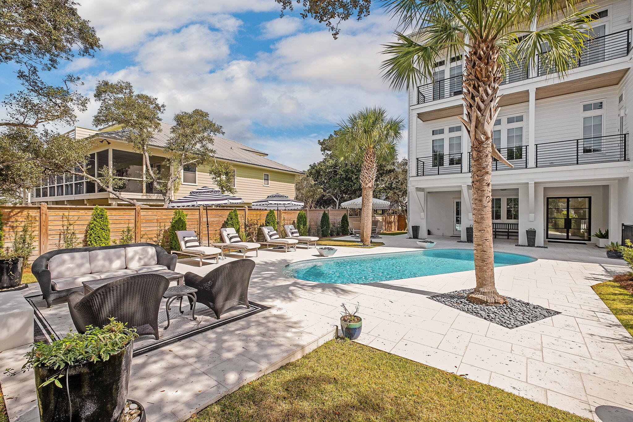 GULF TRACE - Residential