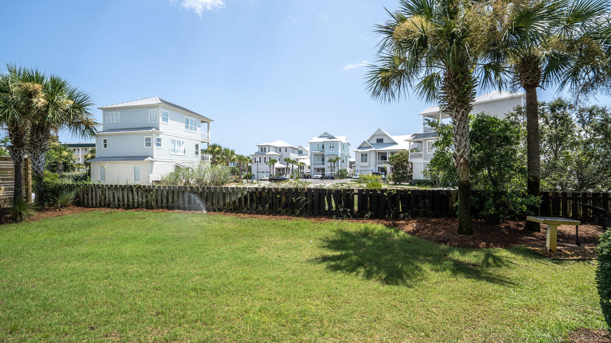 BEACHSIDE VILLAS CONDO - Residential