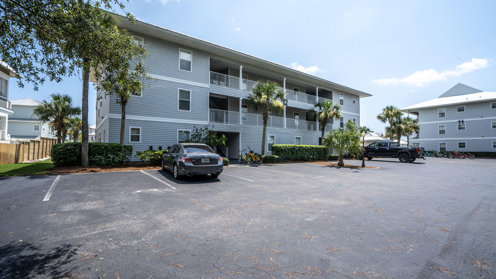 BEACHSIDE VILLAS CONDO - Residential