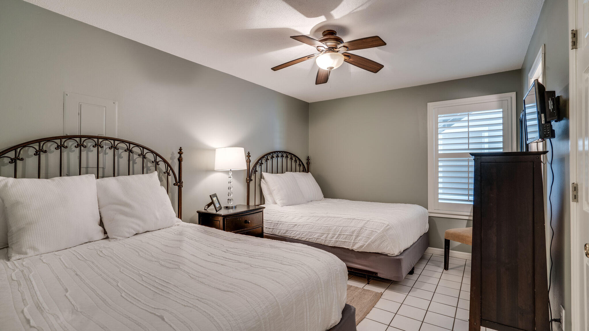 BEACHSIDE VILLAS CONDO - Residential