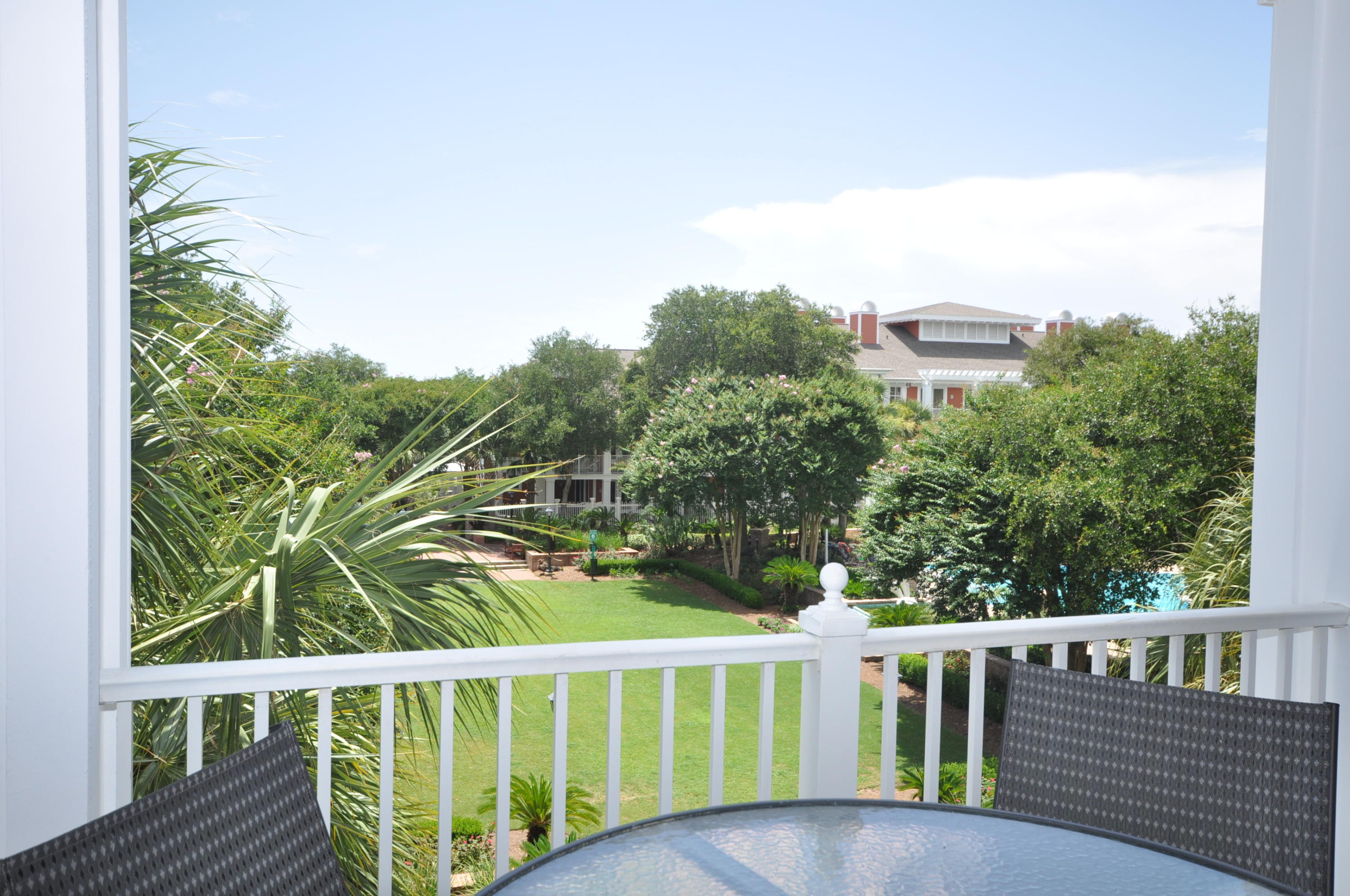 Pilot House - Residential