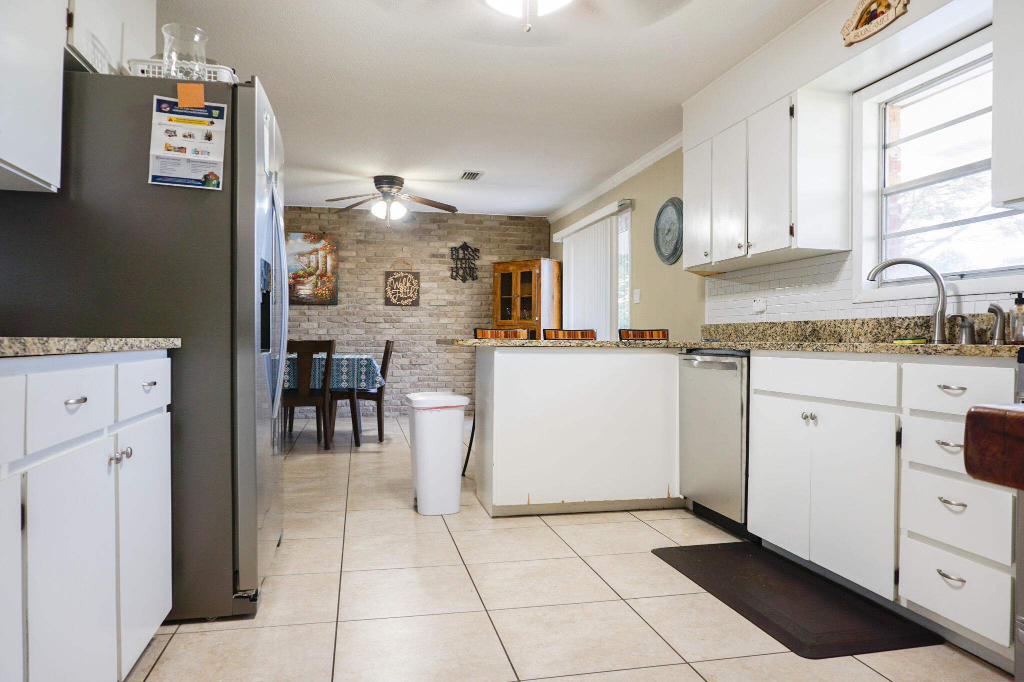 VESTA HEIGHTS 4TH ADDN - Residential Lease