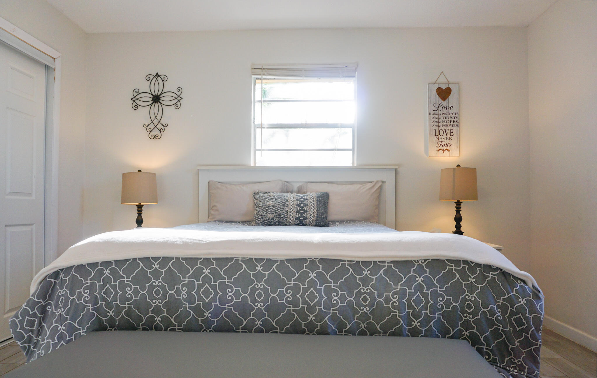 VESTA HEIGHTS 4TH ADDN - Residential Lease
