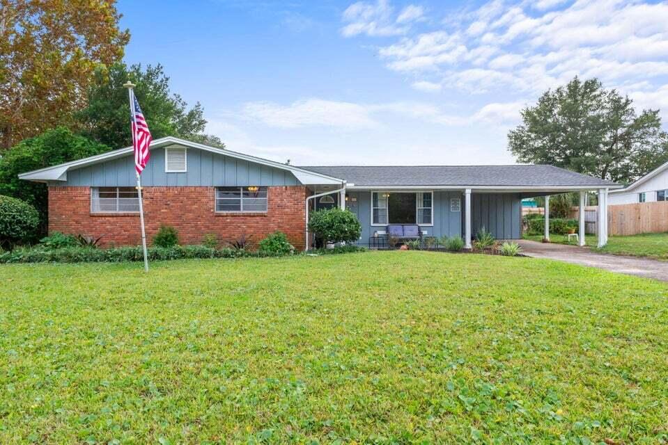 FULLY FURNISHED HOME AVAILABLE NOW! This beautiful fully furnished 4/2 home just off of Beal Pwky in Fort Walton Beach will make moving such a breeze. SAVE ON UTILITY DEPOSITS! Utilities are added to rental rate at a FLAT FEE for an additional $400 a month! This will include water, sewer, trash, electricity, gas, fiber internet, and lawn maintenance ALREADY SET UP FOR YOU! Just walk through the door and you are set. Lease is in 6 month increments with option to renew. Home features gas stove, AS IS washer/dryer, modern barn doors, fenced backyard, open back patio for grilling/hosting in the Florida sun, and much more. Pets considered with owner approval and non-refundable $400 pet fee. Minimum 600 FICO credit score. No inside smoking or vaping. View and apply with La Bella Vita today!