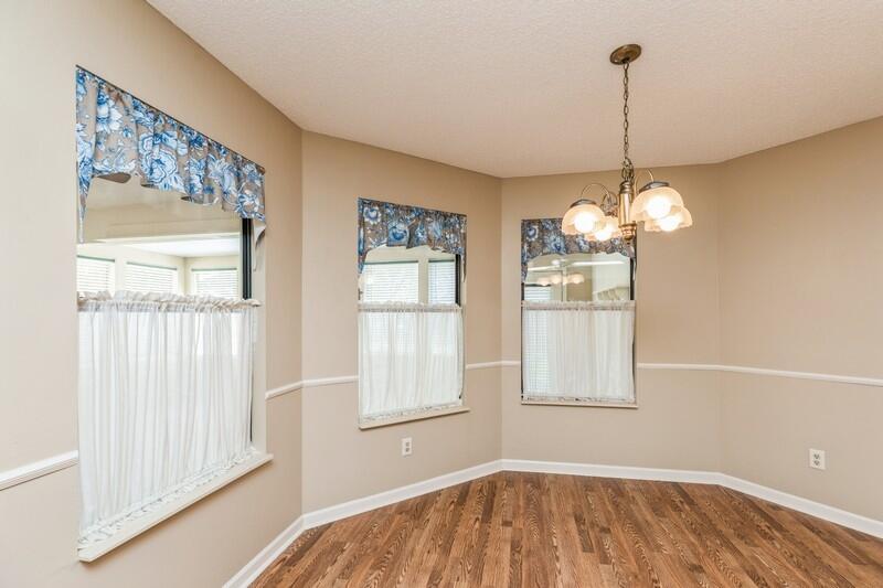 MEADOW WOODS - Residential