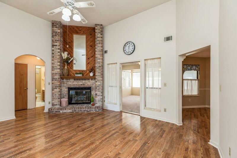MEADOW WOODS - Residential