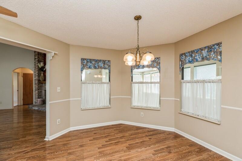 MEADOW WOODS - Residential