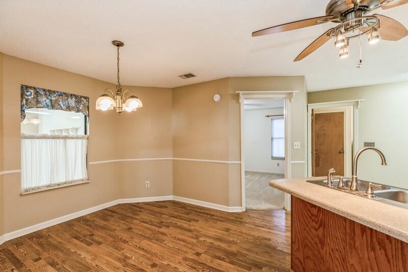MEADOW WOODS - Residential