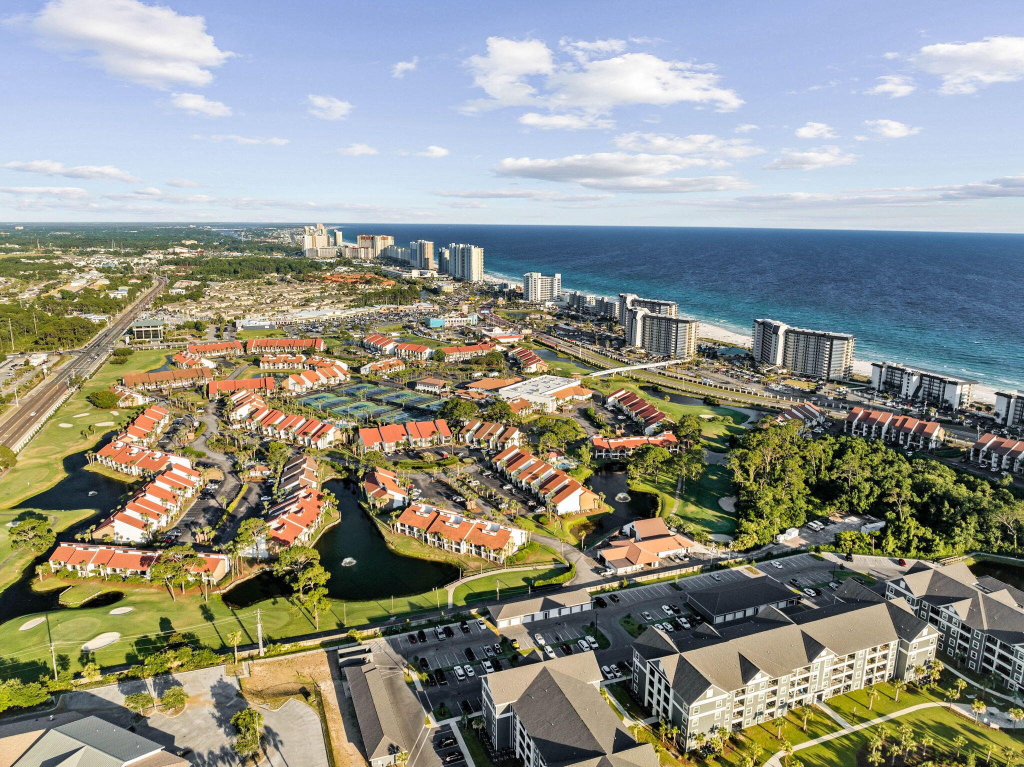 Edgewater Golf Villas V-B - Residential