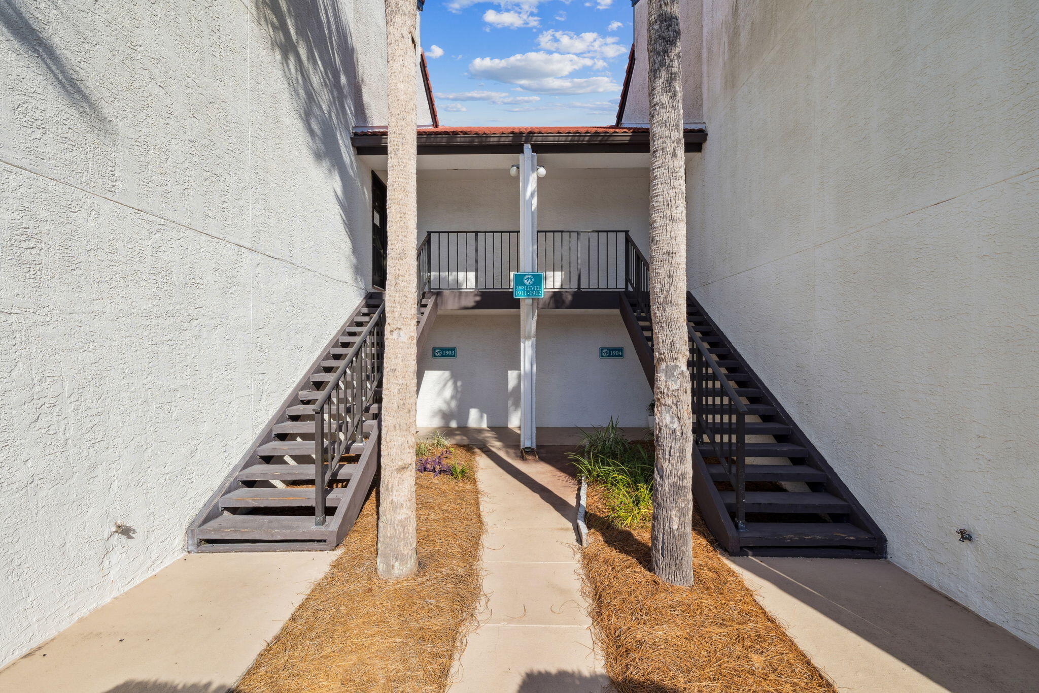 Edgewater Golf Villas V-B - Residential