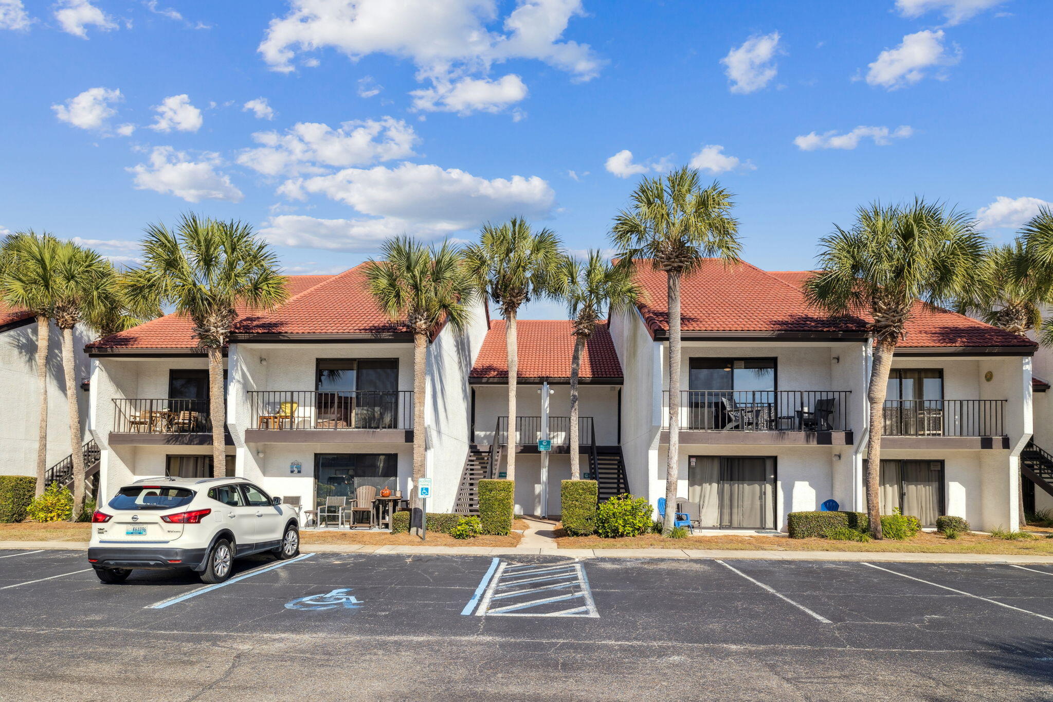 Edgewater Golf Villas V-B - Residential