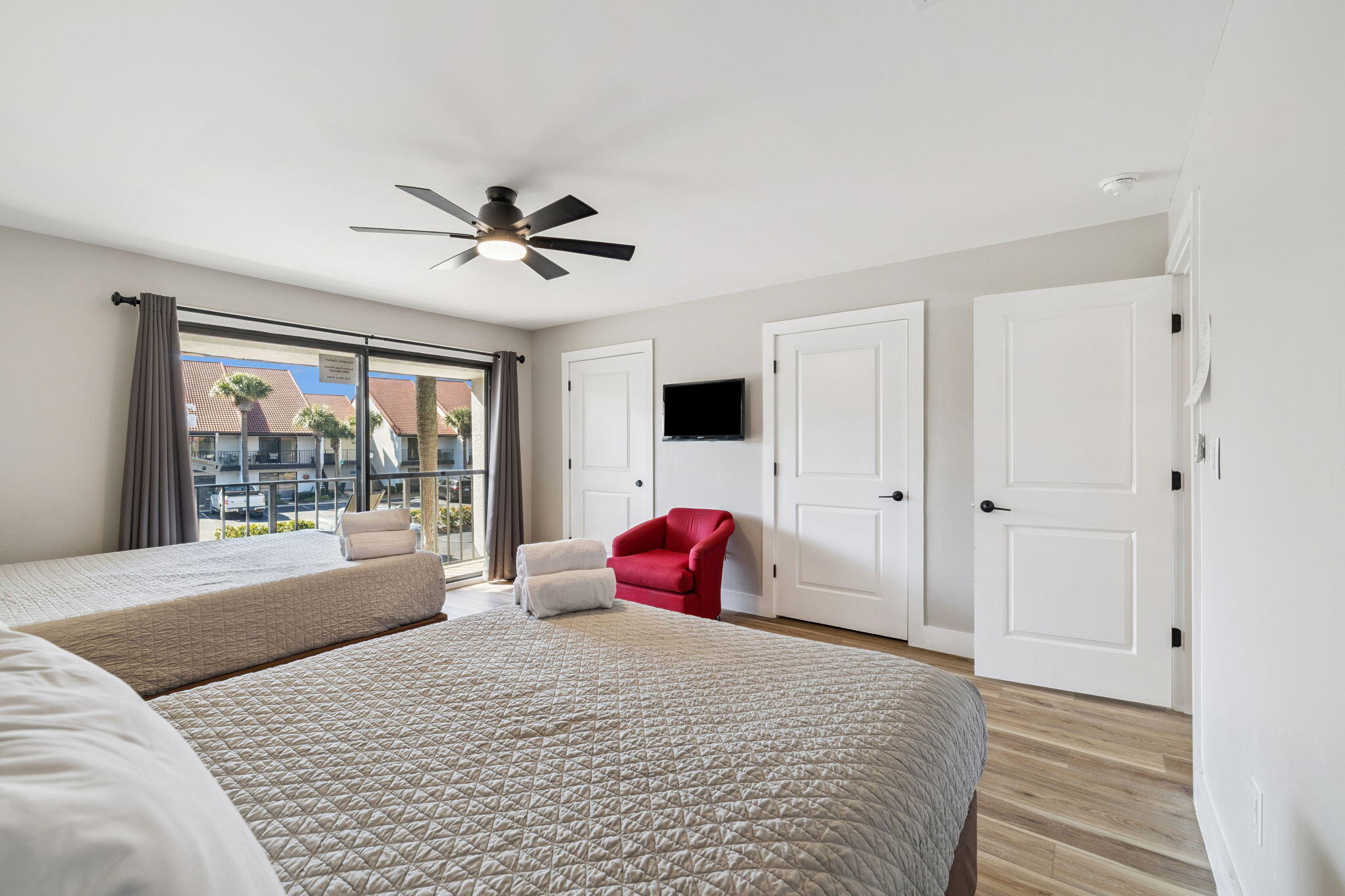 Edgewater Golf Villas V-B - Residential