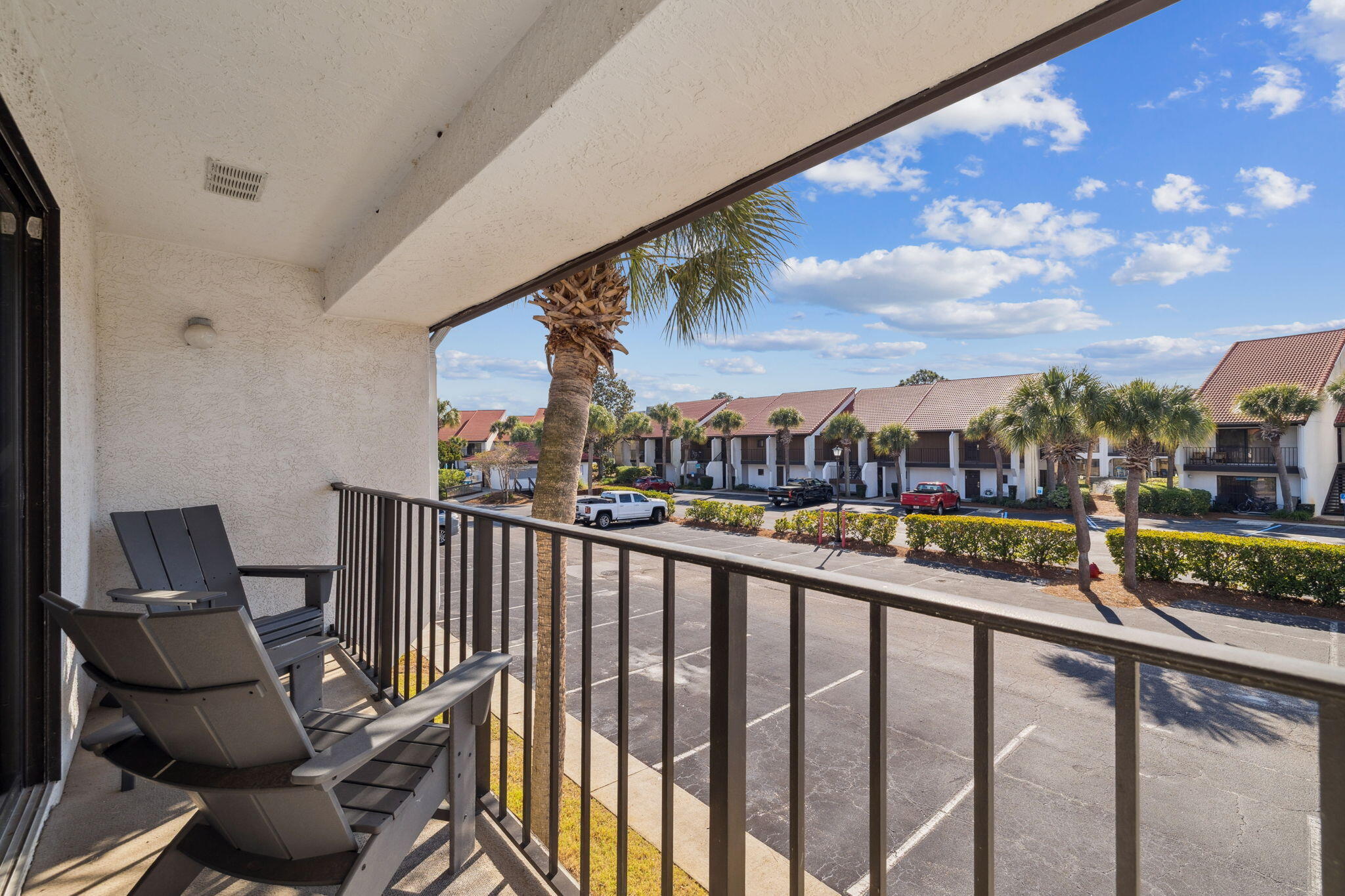 Edgewater Golf Villas V-B - Residential