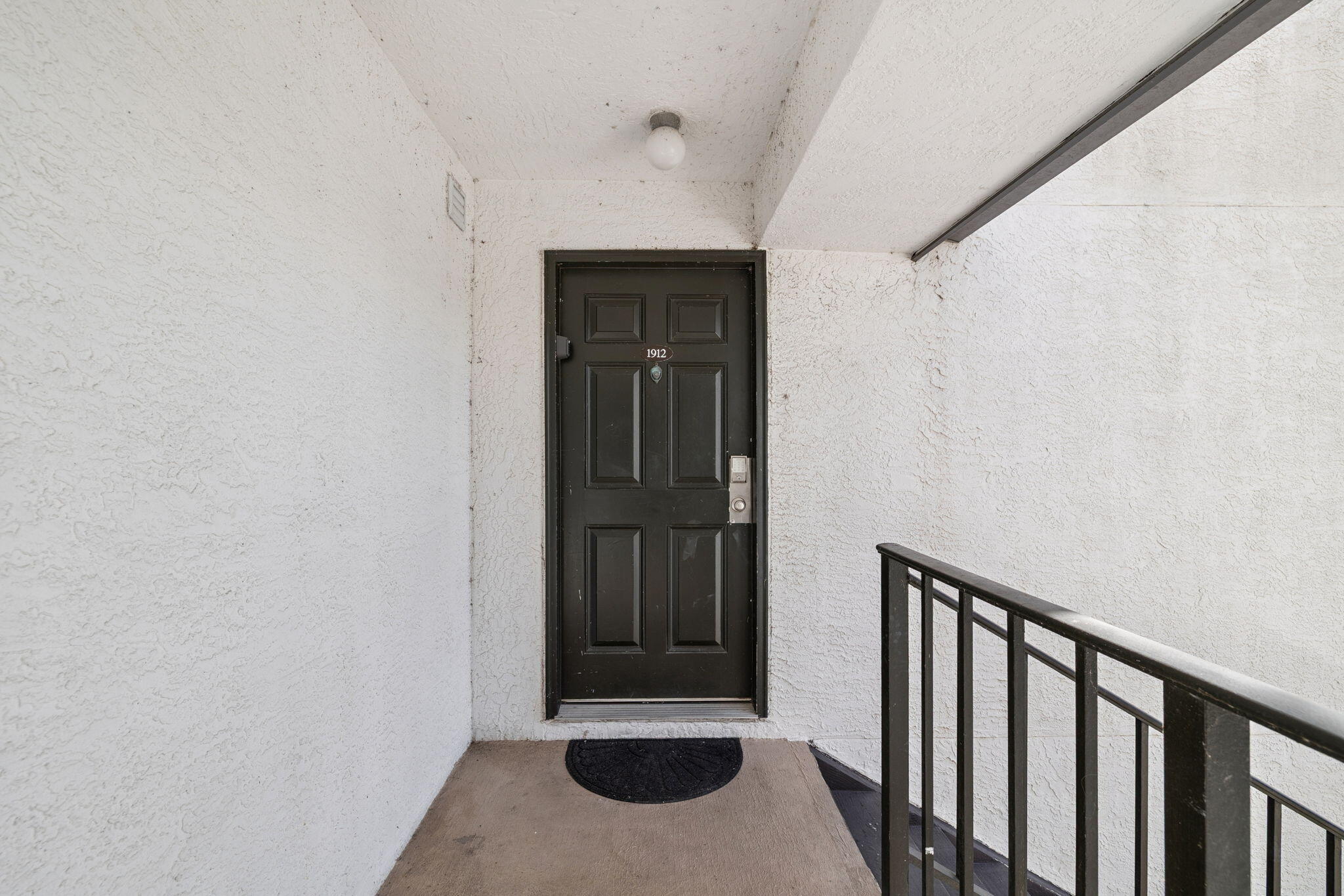 Edgewater Golf Villas V-B - Residential