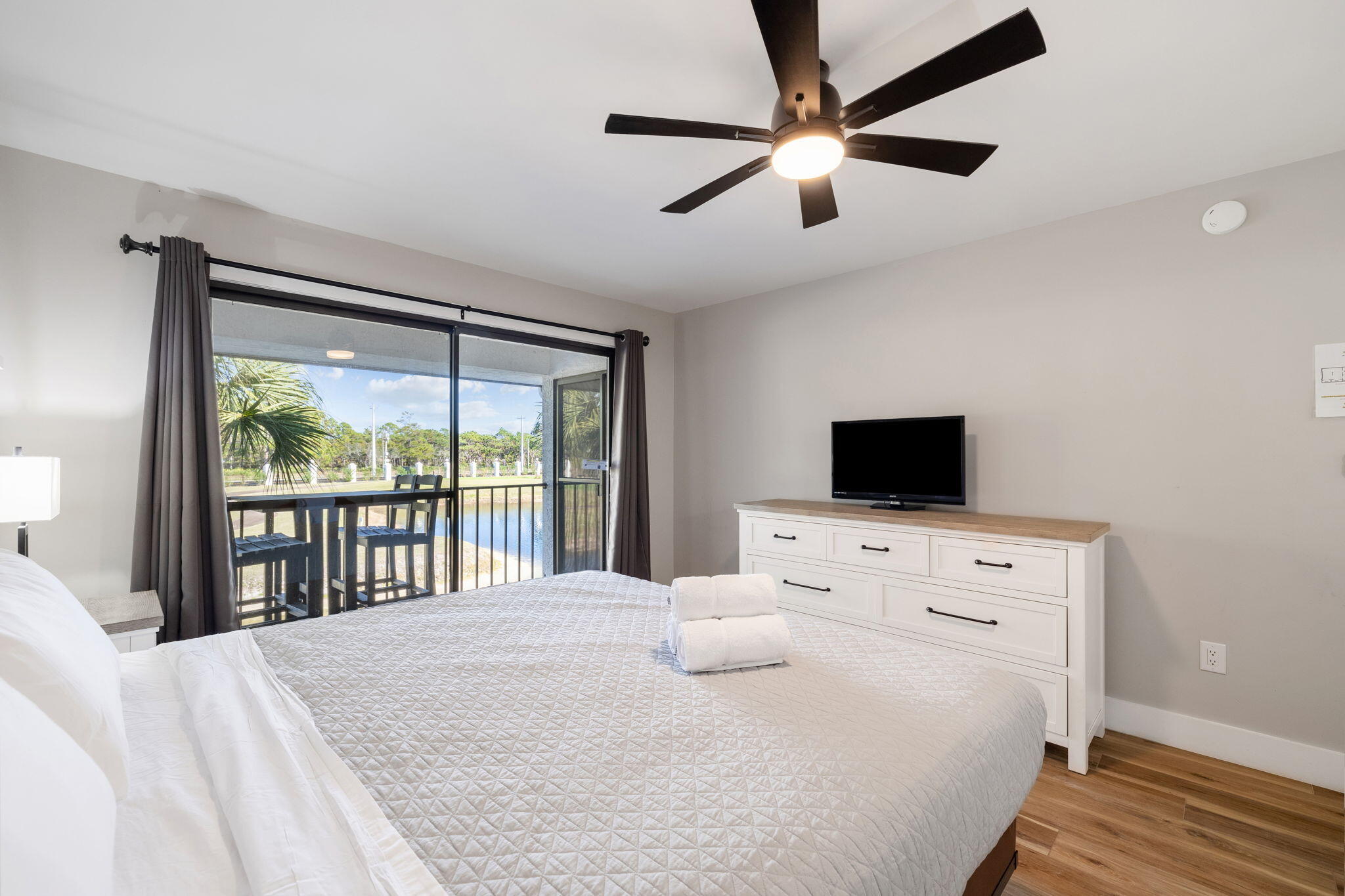 Edgewater Golf Villas V-B - Residential