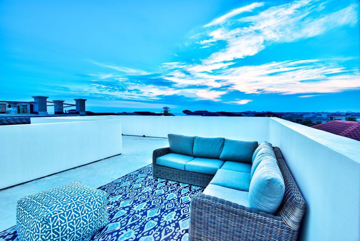 DESTINY BY THE SEA - Residential