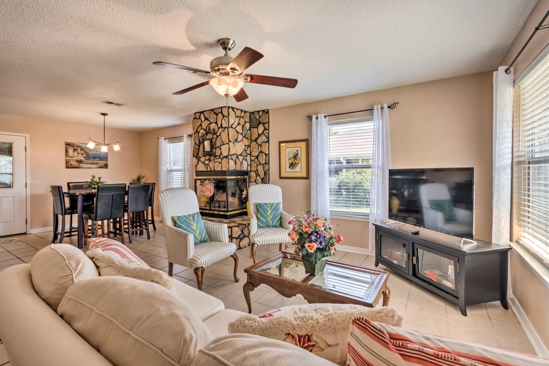 SANTA ROSA SHORES 3RD ADDN - Residential Lease