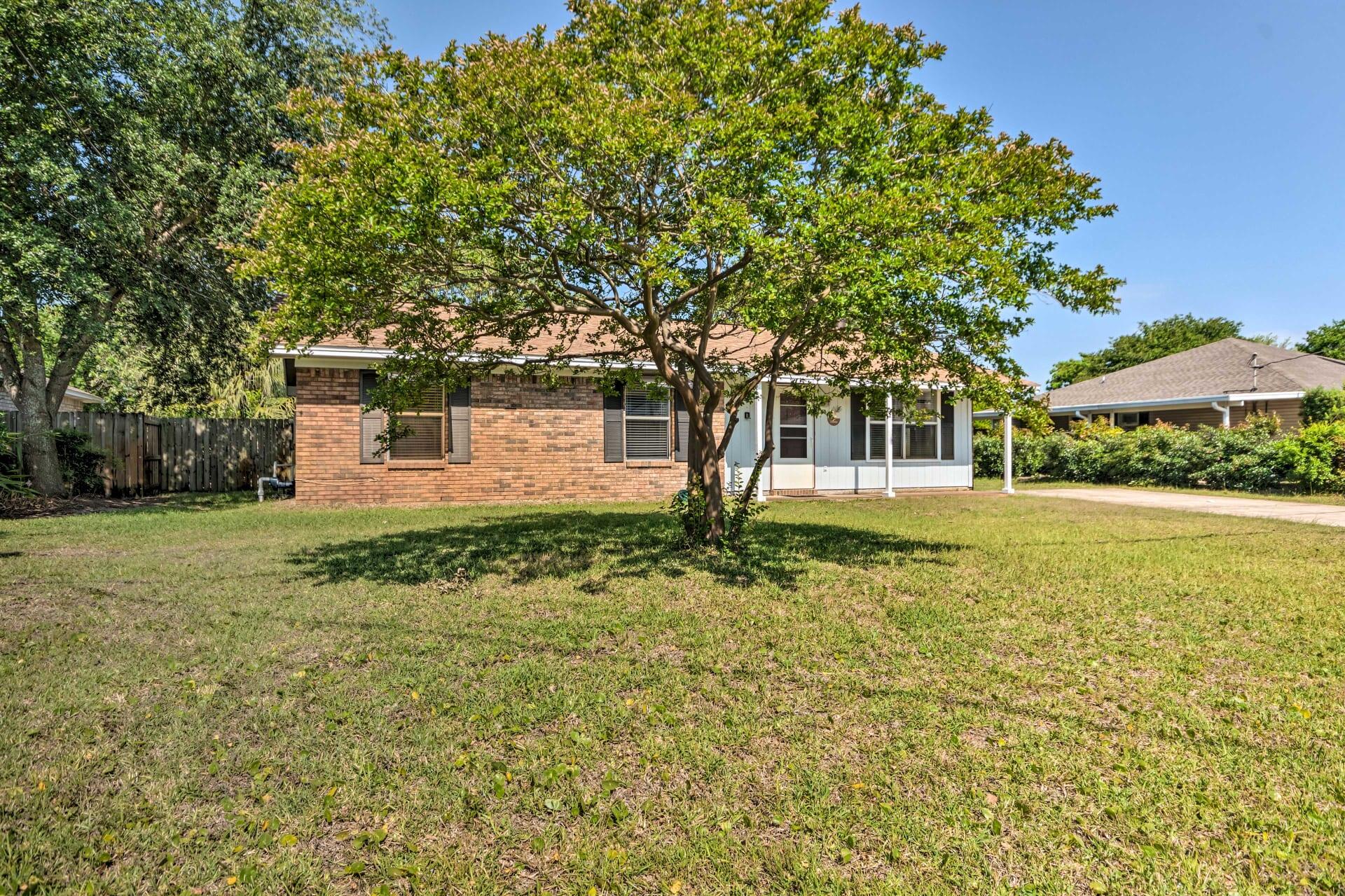 SANTA ROSA SHORES 3RD ADDN - Residential Lease