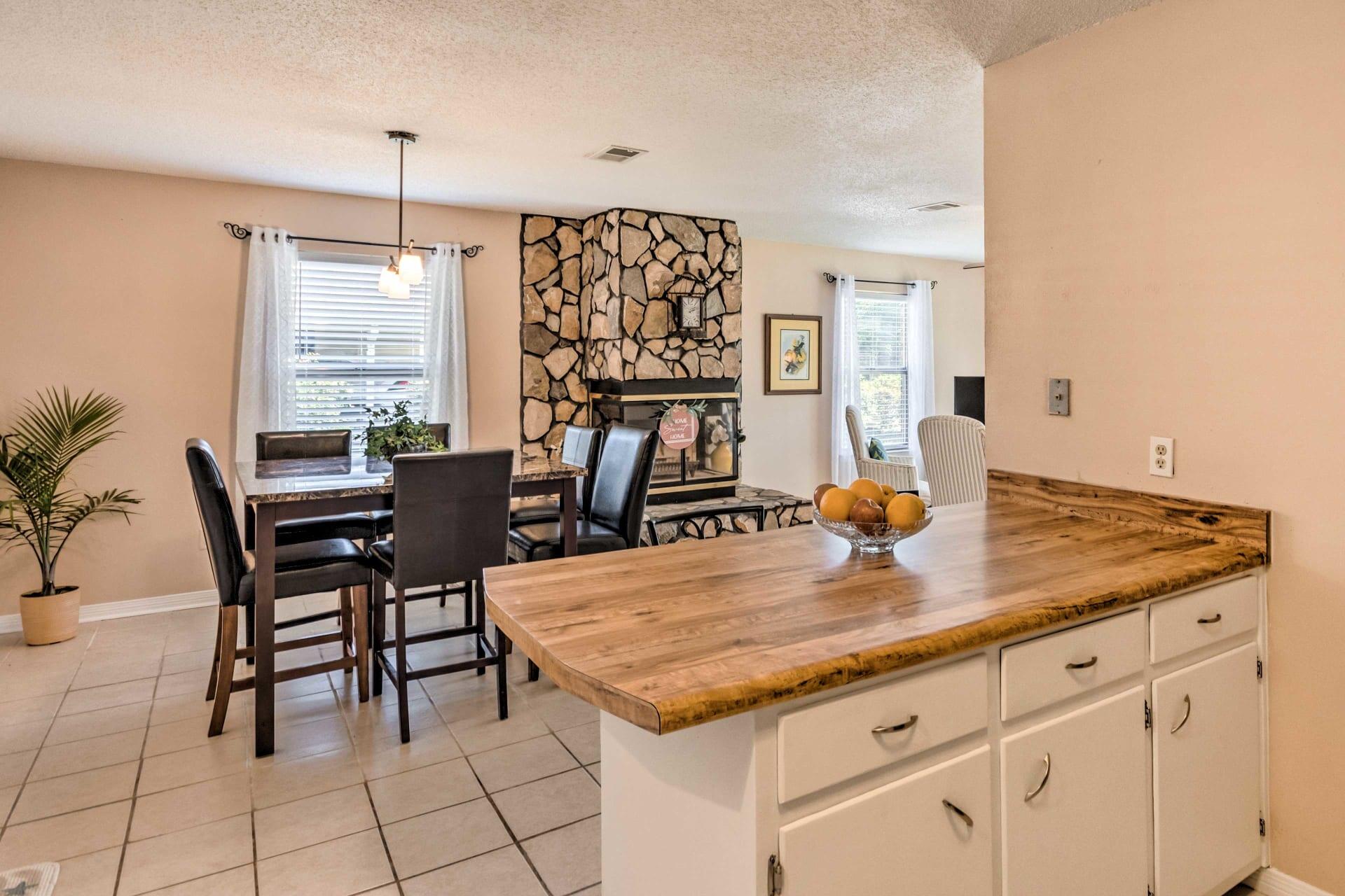 SANTA ROSA SHORES 3RD ADDN - Residential Lease