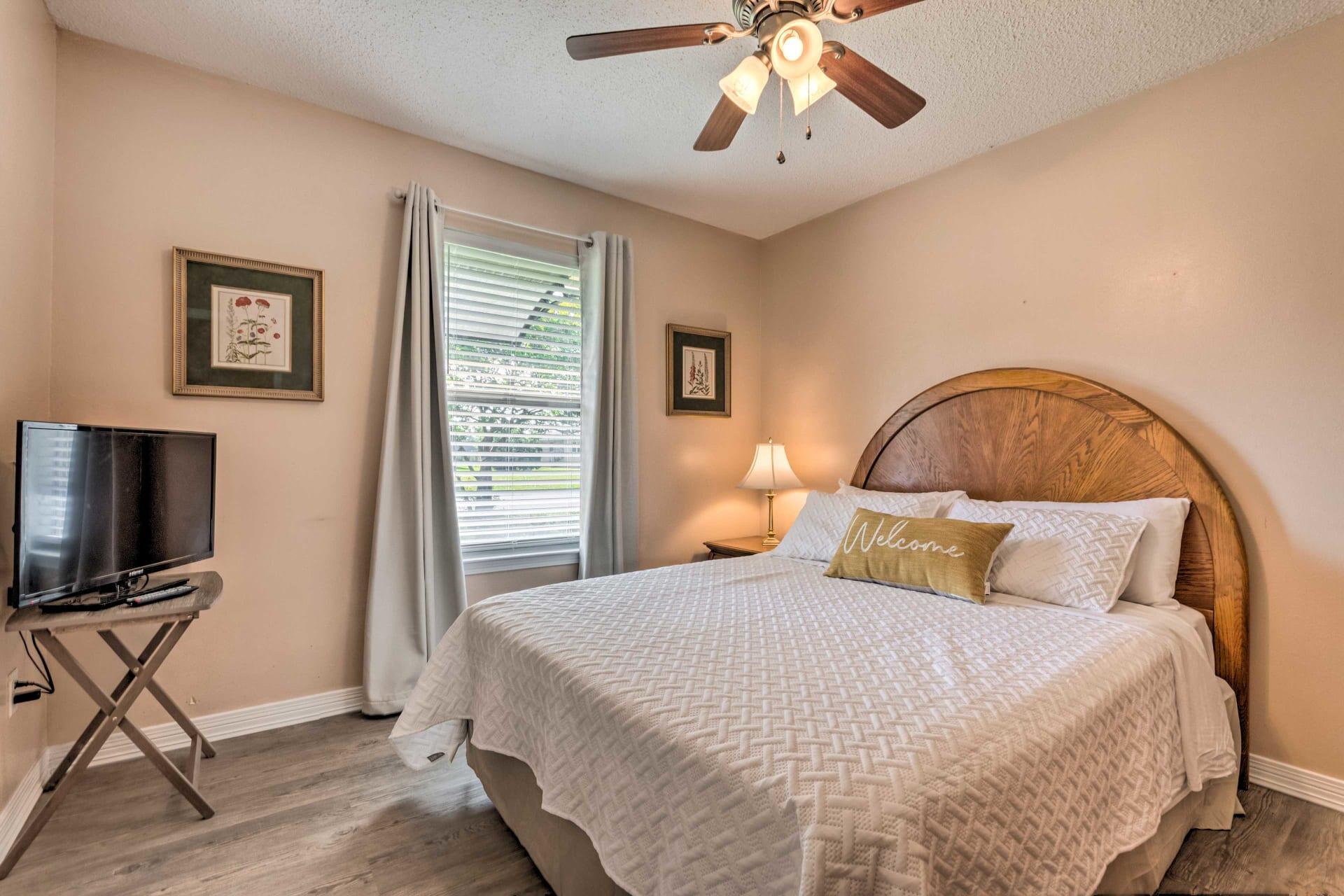 SANTA ROSA SHORES 3RD ADDN - Residential Lease