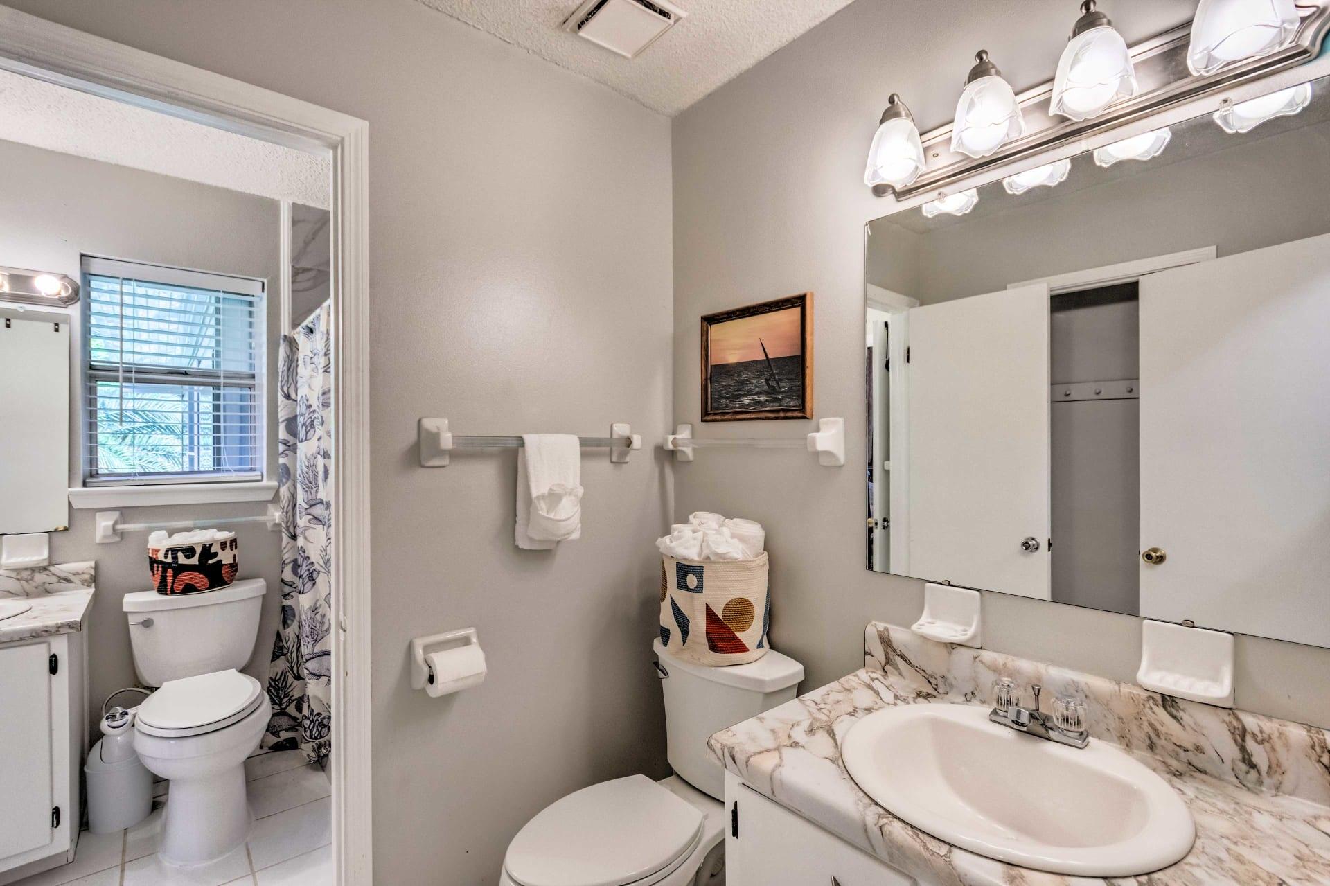 SANTA ROSA SHORES 3RD ADDN - Residential Lease