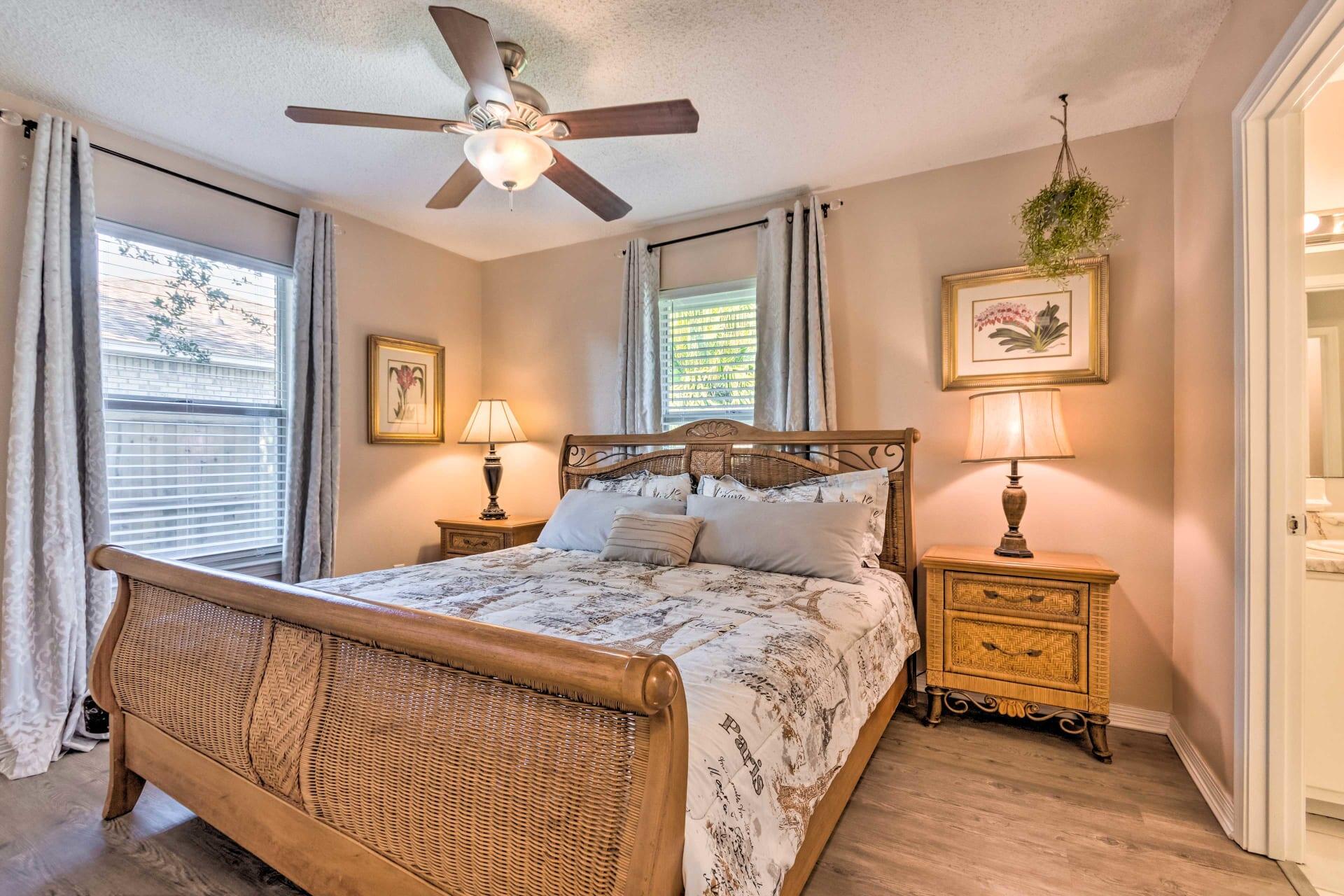 SANTA ROSA SHORES 3RD ADDN - Residential Lease