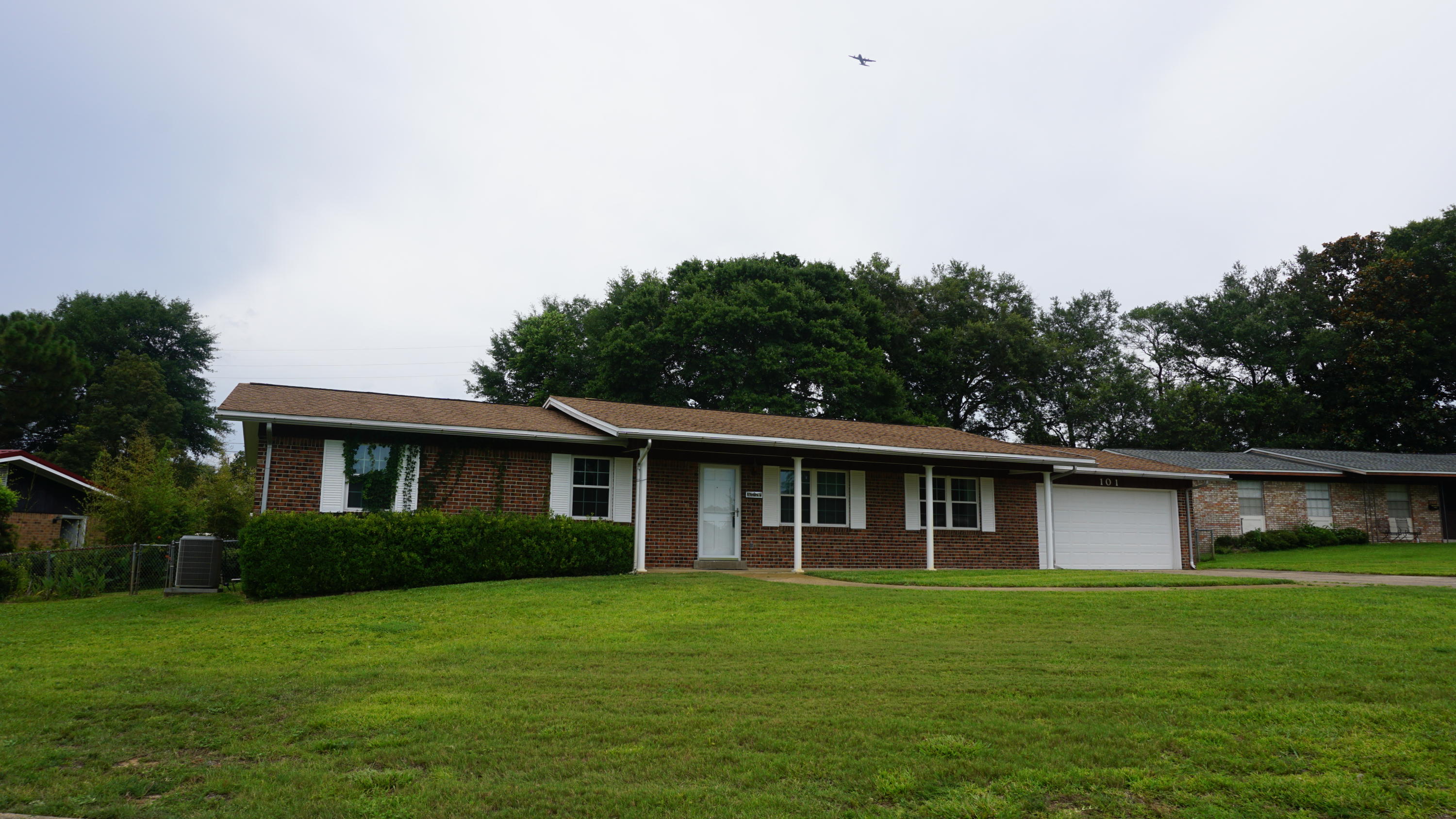 PINE LAKE S/D - Residential