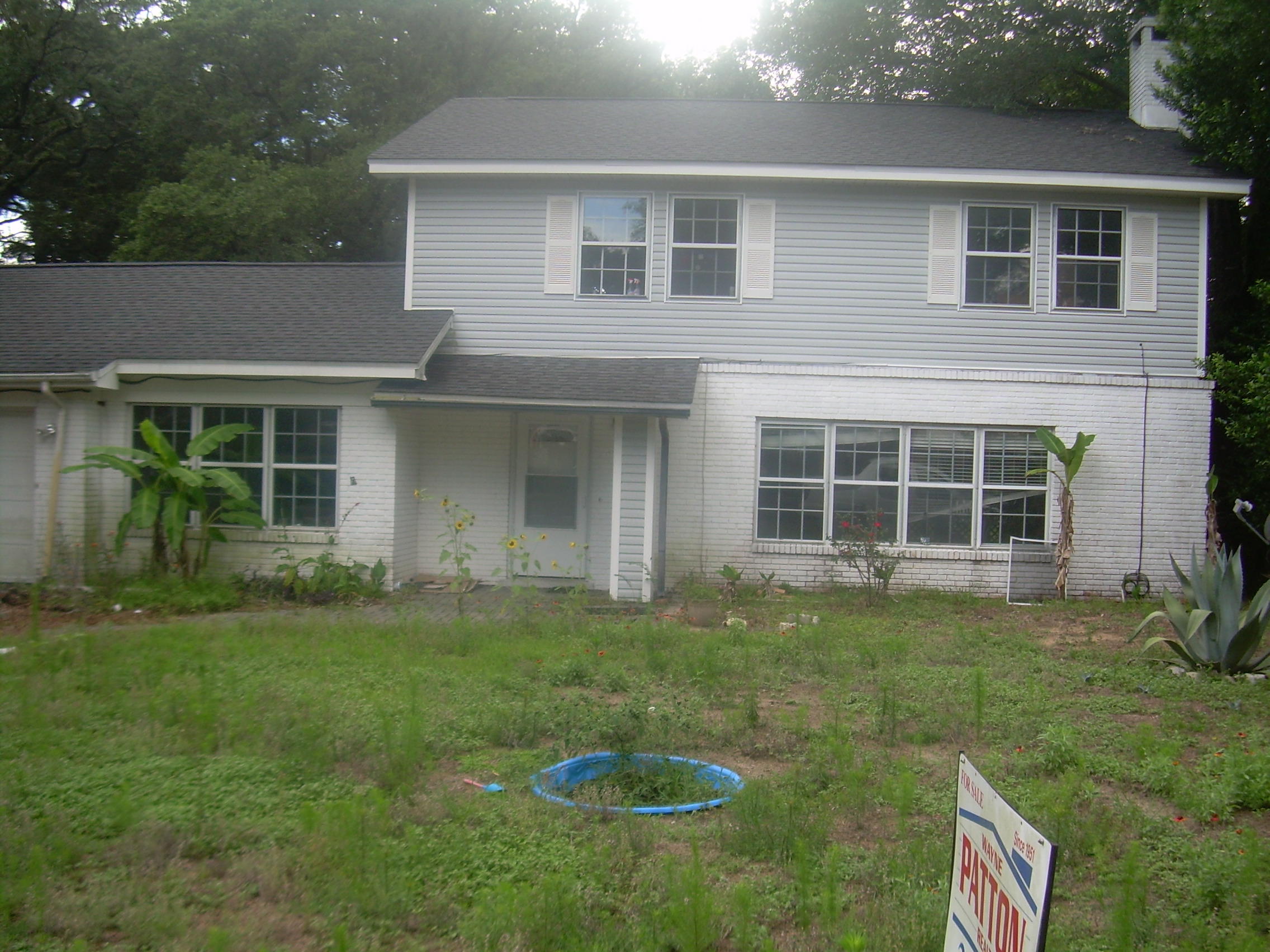 COLONIAL ESTATES - Residential