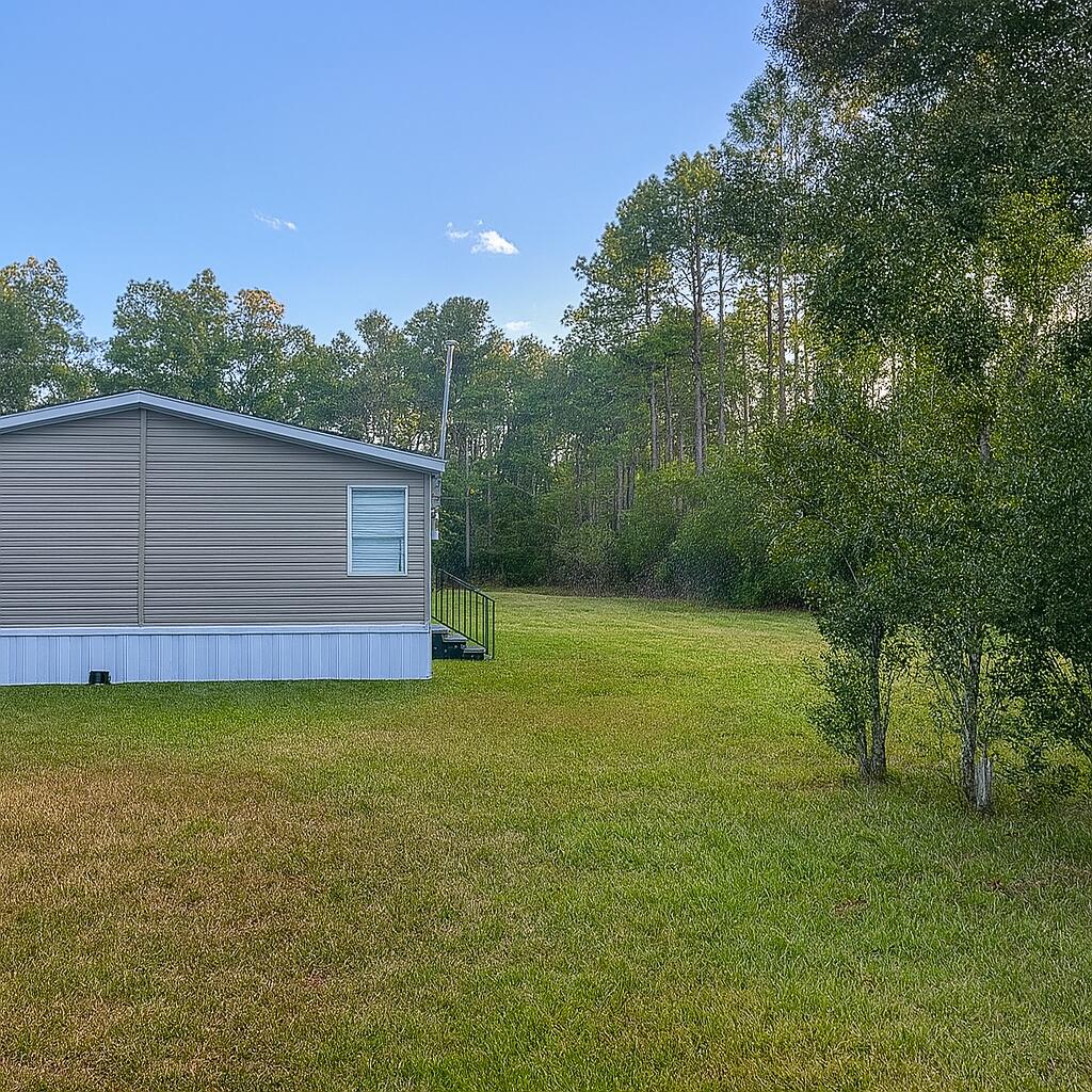 (LOT 6 BLK D MALLET PINES S/D UNREC) DESC AS: COM @ THE NW/C OF SEC 35; E 369.36FT ALONG SEC LINE, - Residential