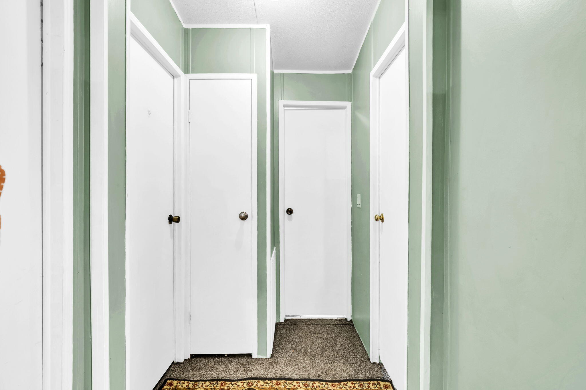 (LOT 6 BLK D MALLET PINES S/D UNREC) DESC AS: COM @ THE NW/C OF SEC 35; E 369.36FT ALONG SEC LINE, - Residential