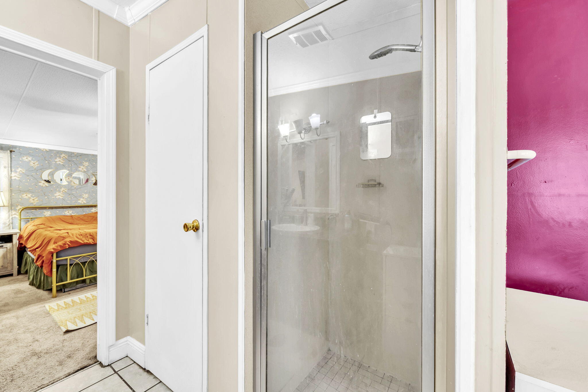 (LOT 6 BLK D MALLET PINES S/D UNREC) DESC AS: COM @ THE NW/C OF SEC 35; E 369.36FT ALONG SEC LINE, - Residential