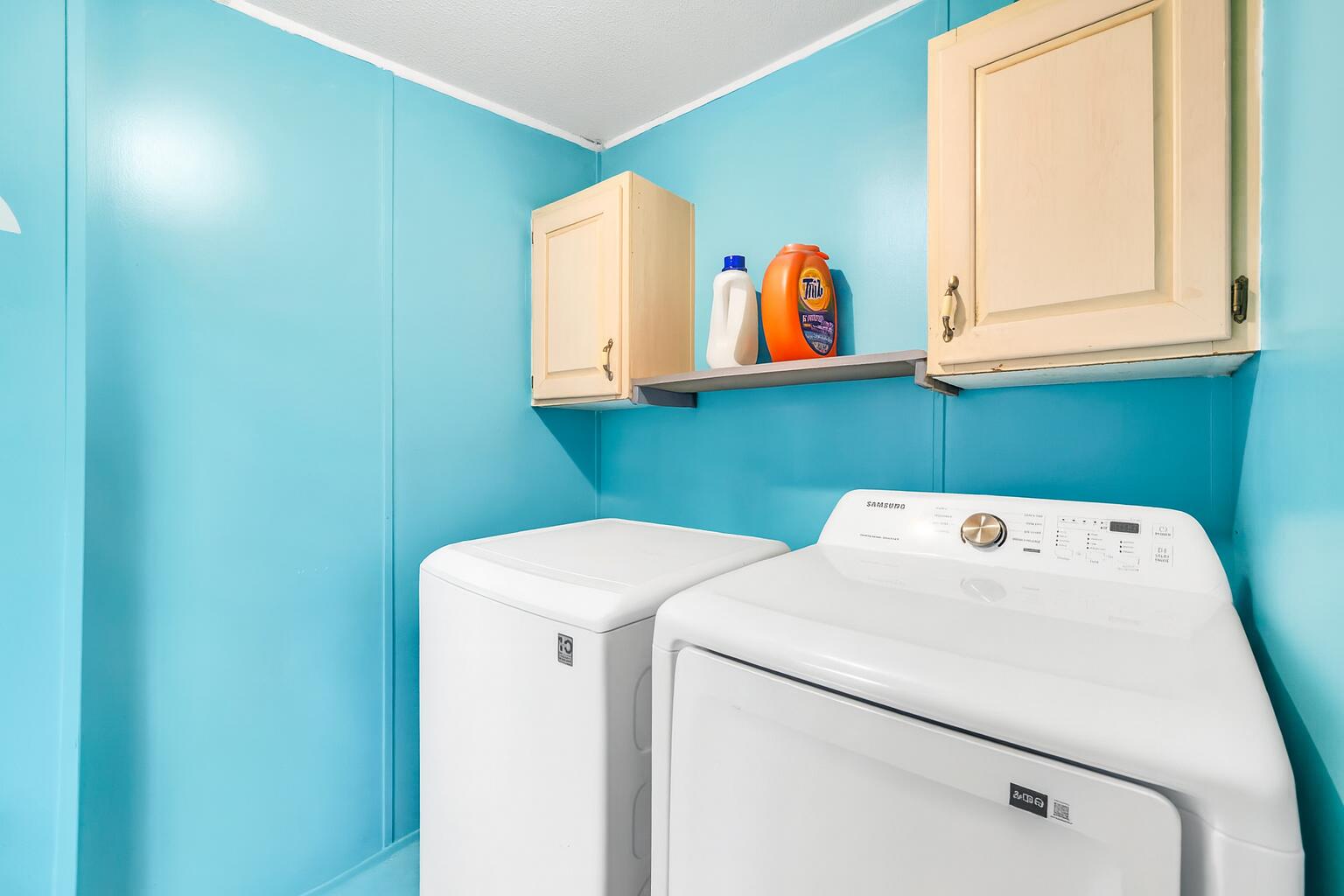 (LOT 6 BLK D MALLET PINES S/D UNREC) DESC AS: COM @ THE NW/C OF SEC 35; E 369.36FT ALONG SEC LINE, - Residential