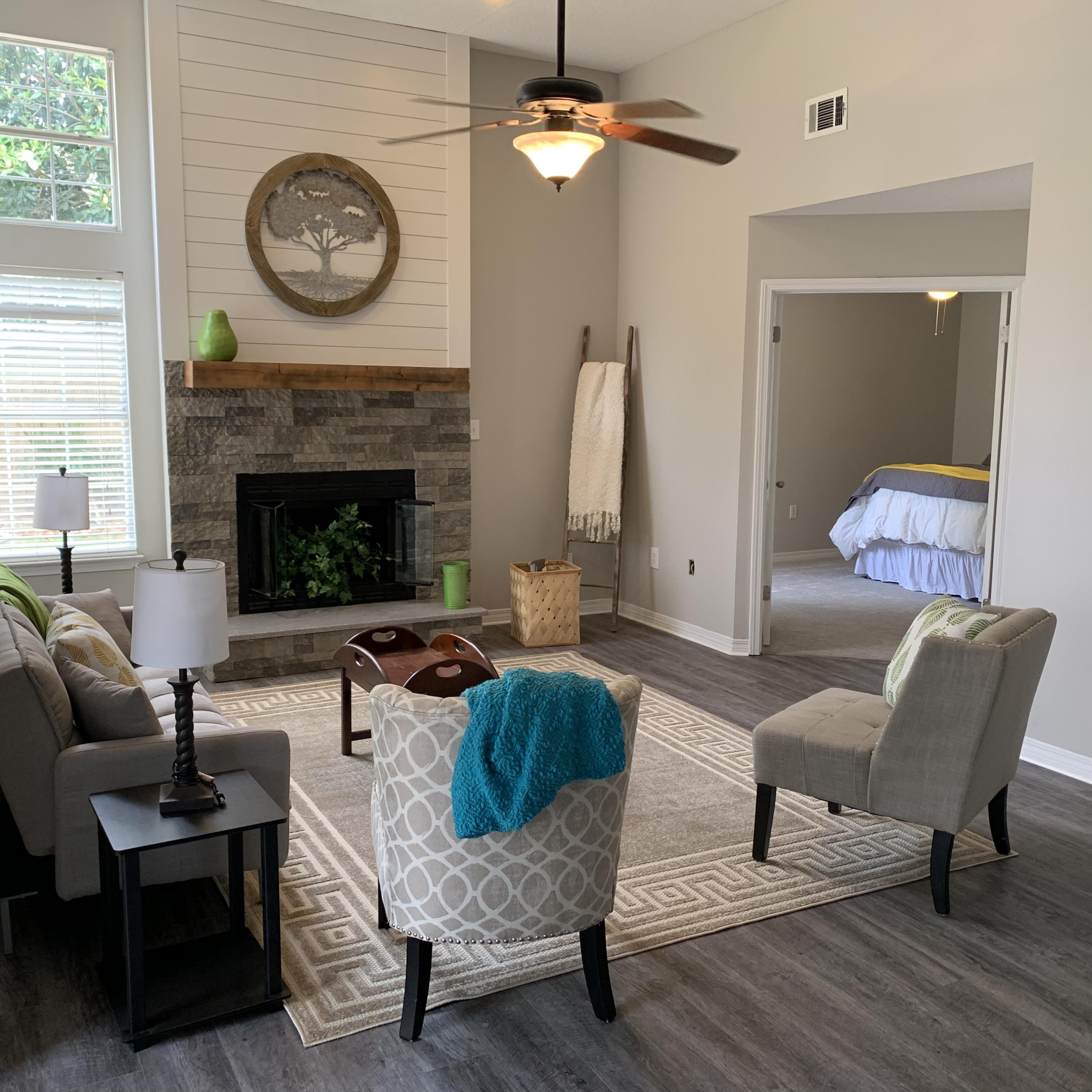 FALCON ESTATES PH 1, Lot 1 - Residential