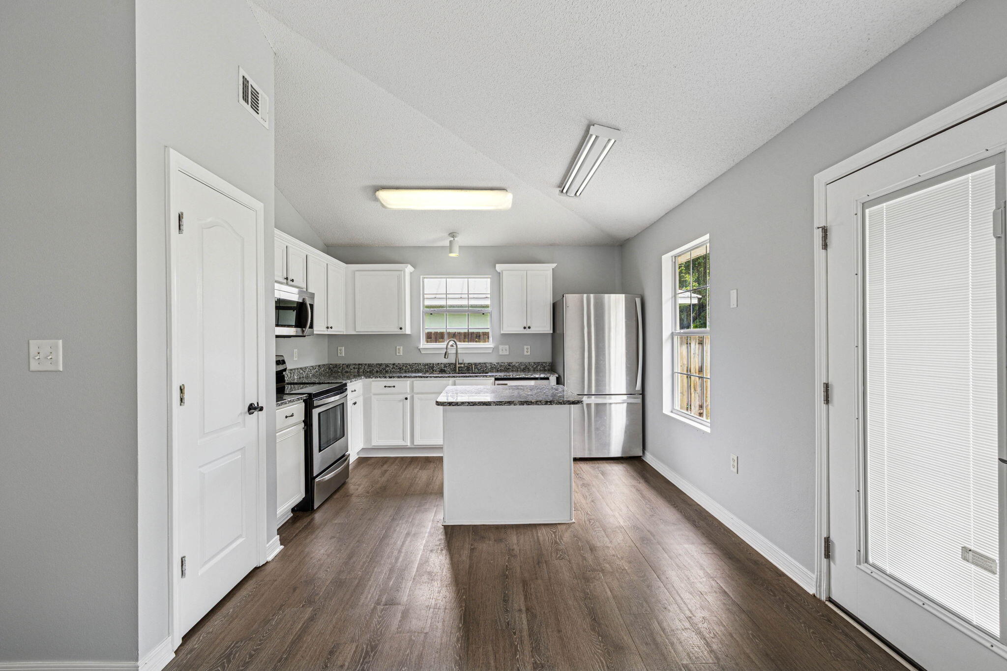 DRIFTWOOD ESTATES - Residential