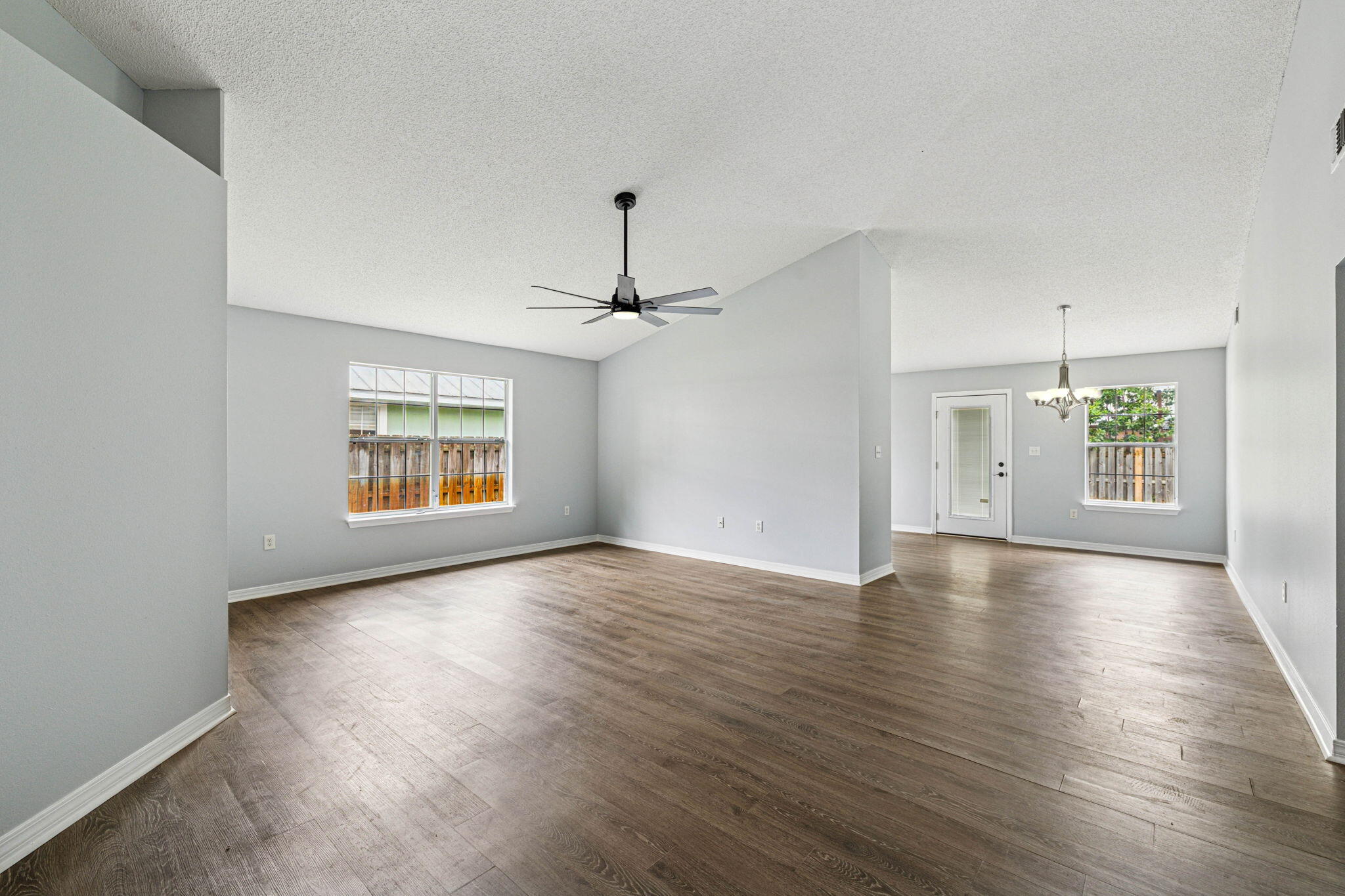 DRIFTWOOD ESTATES - Residential