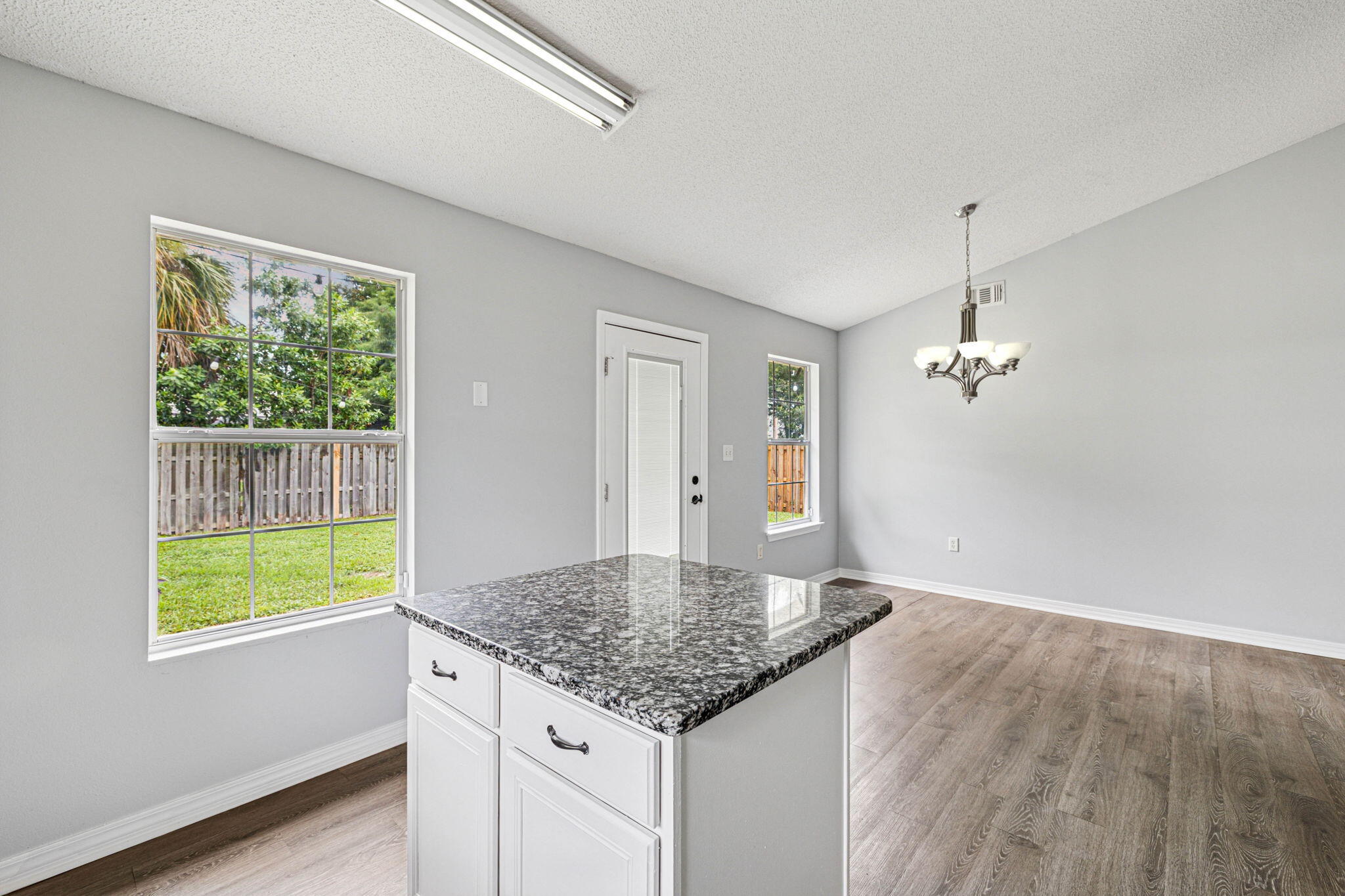 DRIFTWOOD ESTATES - Residential