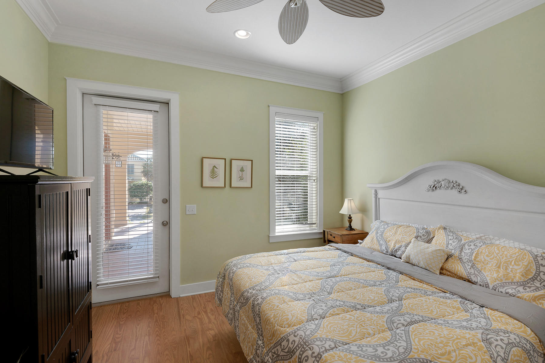 LA VALENCIA BEACH RESORT - Residential