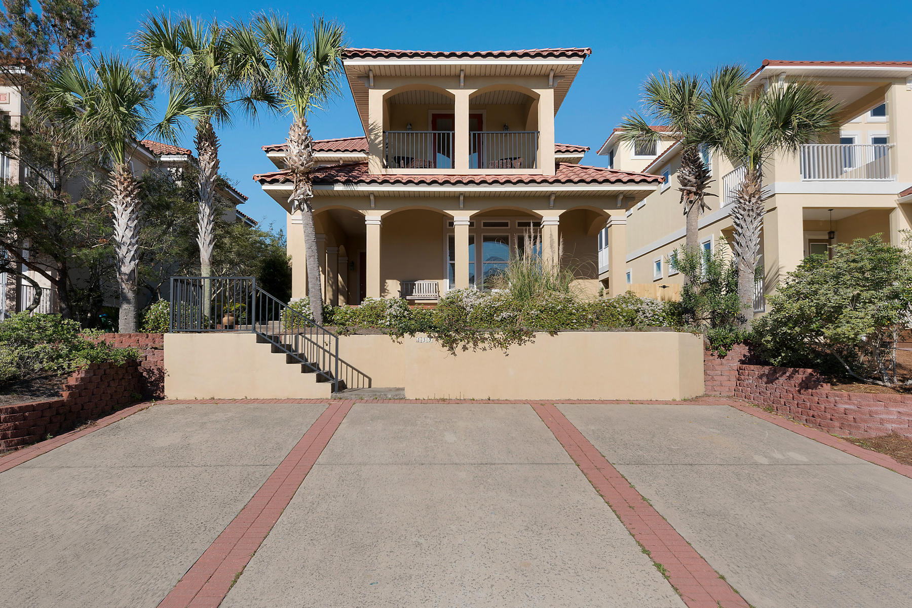 LA VALENCIA BEACH RESORT - Residential