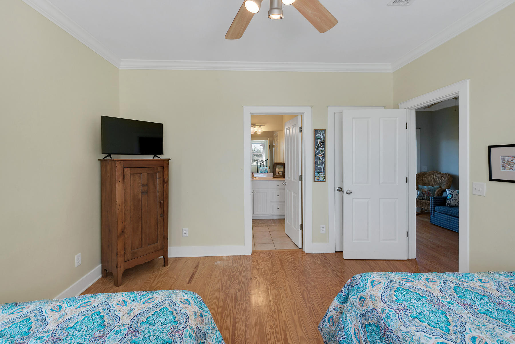 LA VALENCIA BEACH RESORT - Residential