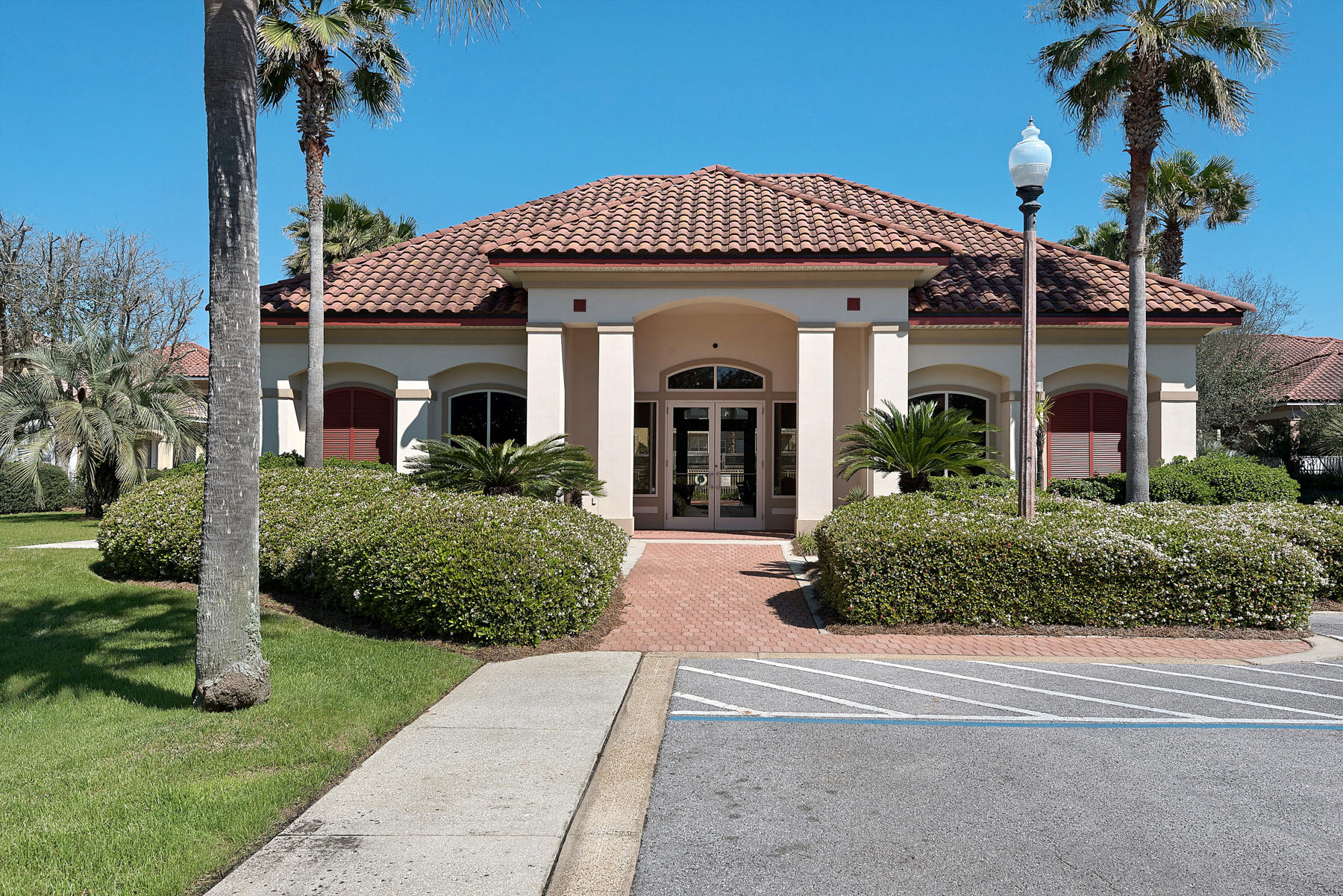 LA VALENCIA BEACH RESORT - Residential