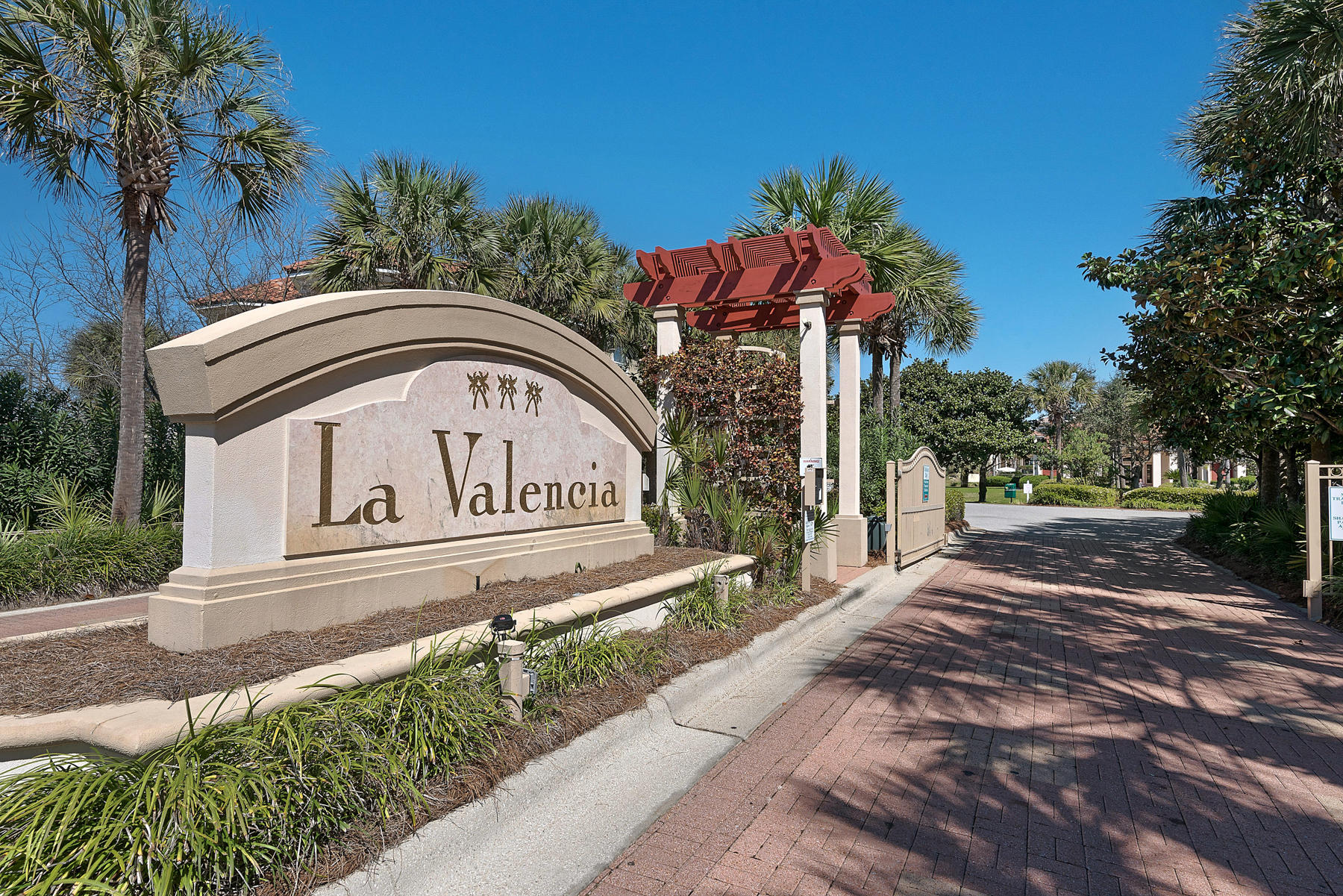 LA VALENCIA BEACH RESORT - Residential