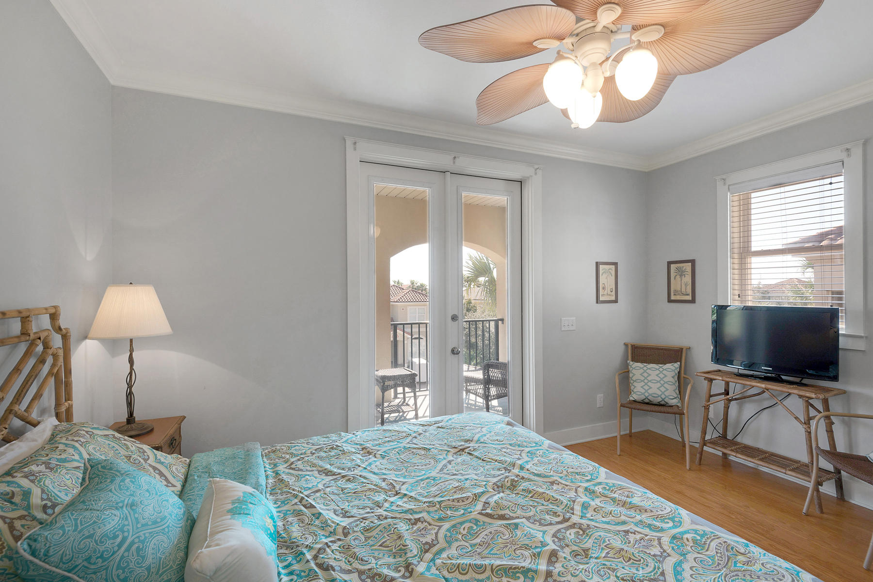 LA VALENCIA BEACH RESORT - Residential