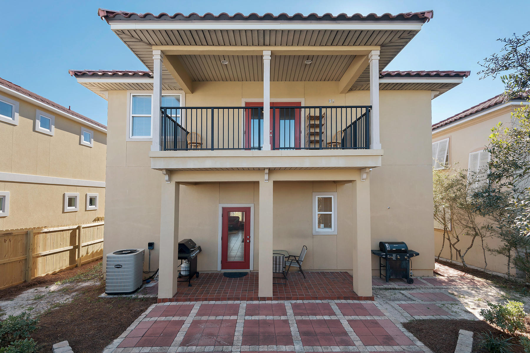 LA VALENCIA BEACH RESORT - Residential