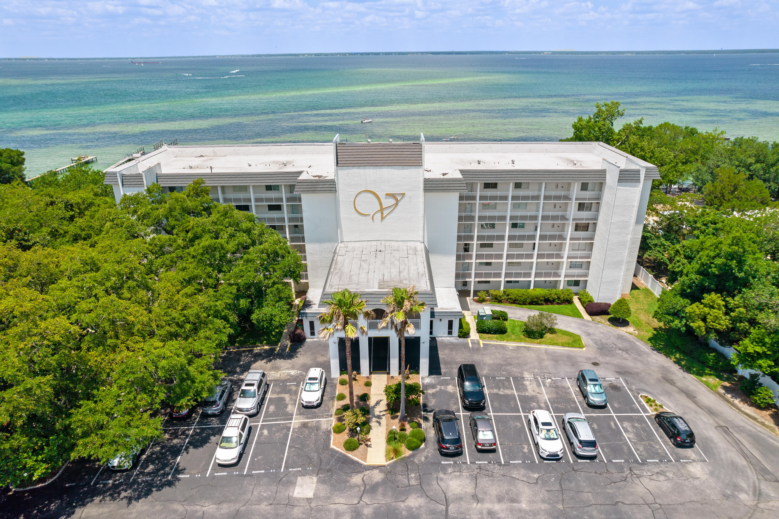 VALENCIA CONDO - Residential